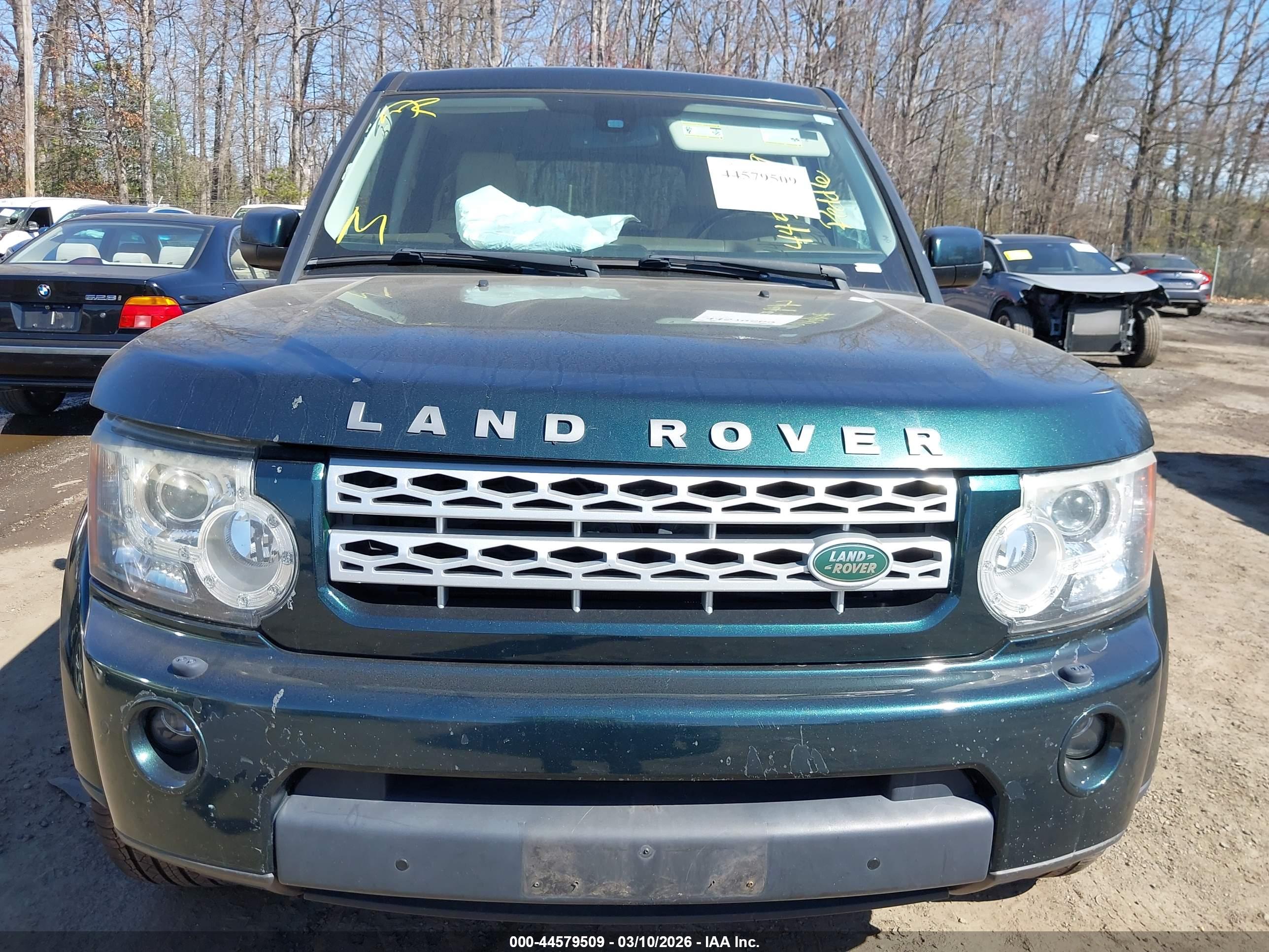 LAND ROVER image 6