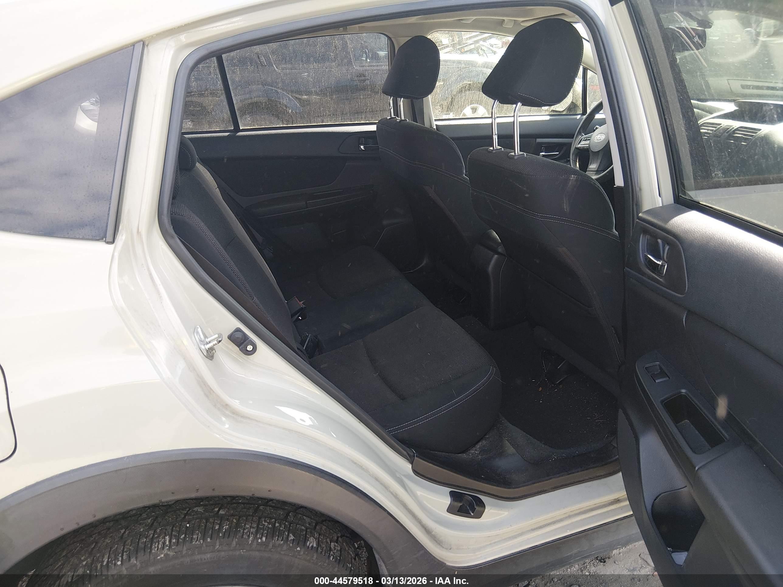 SUBARU XV image 8