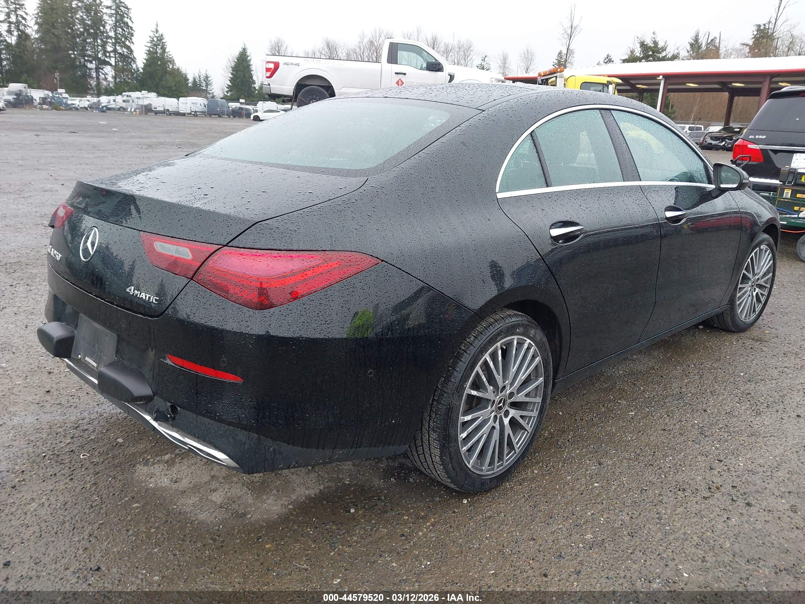 MERCEDES-BENZ CLA image 4