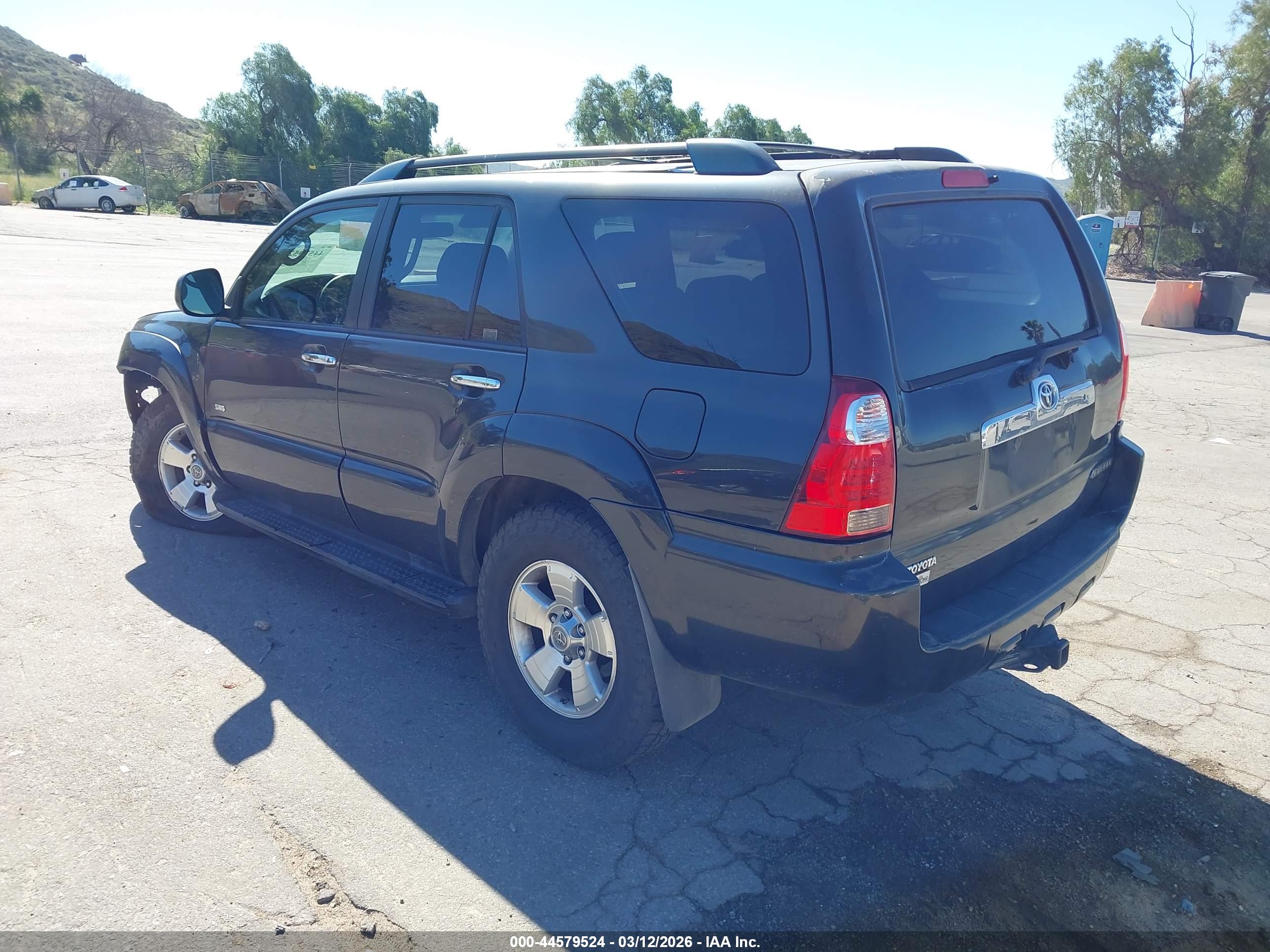 TOYOTA 4RUNNER image 3