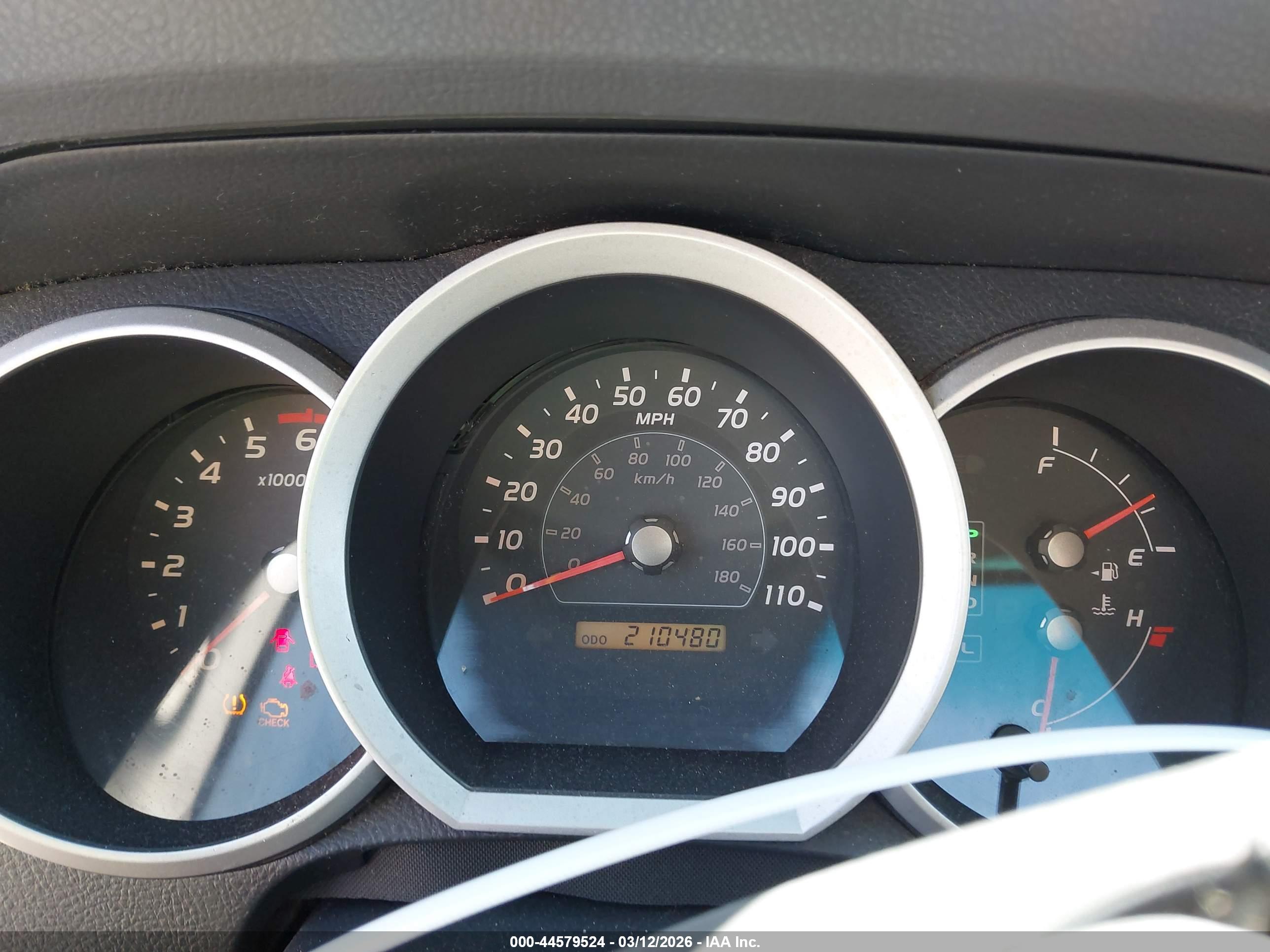 TOYOTA 4RUNNER image 7