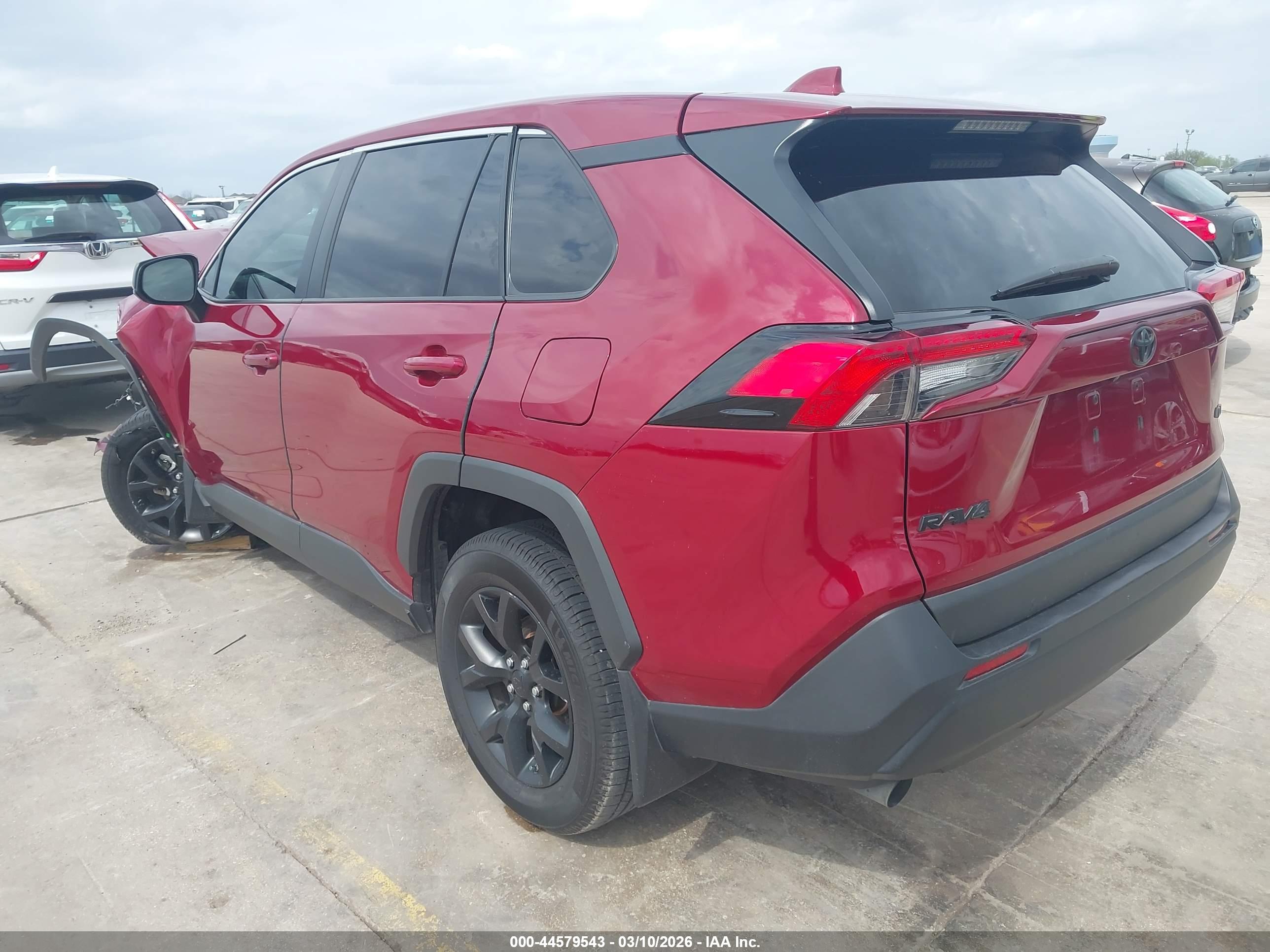 TOYOTA RAV4 image 3
