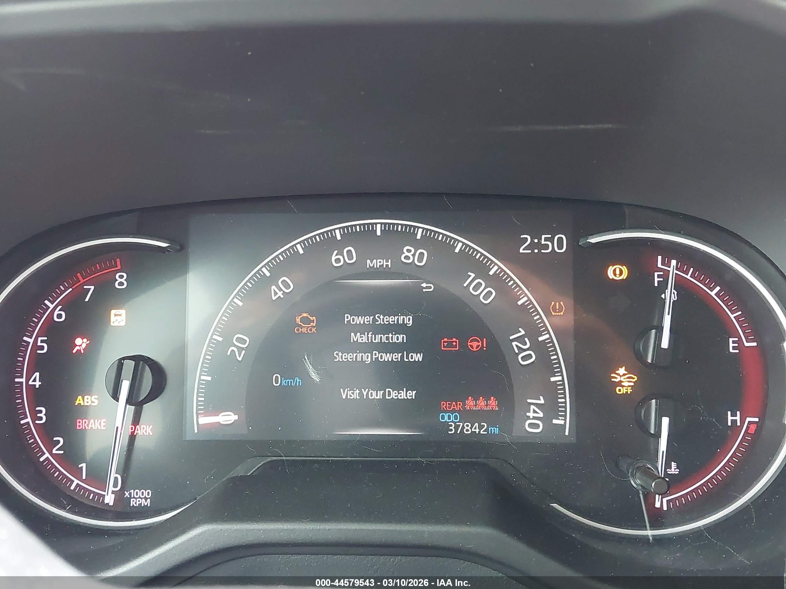 TOYOTA RAV4 image 7