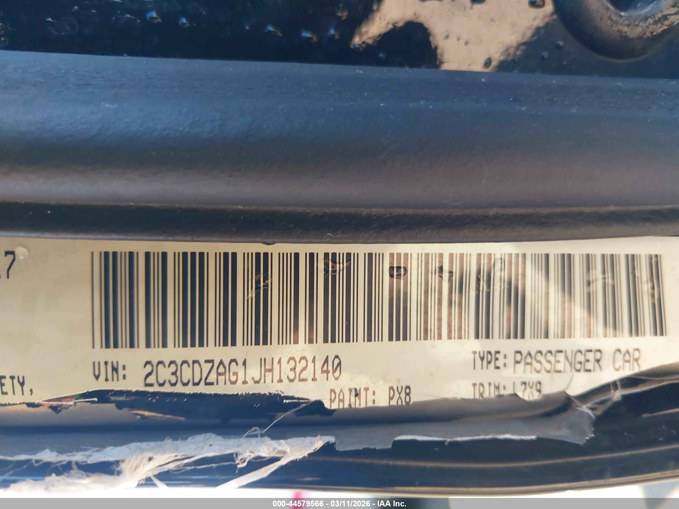DODGE CHALLENGER image 9