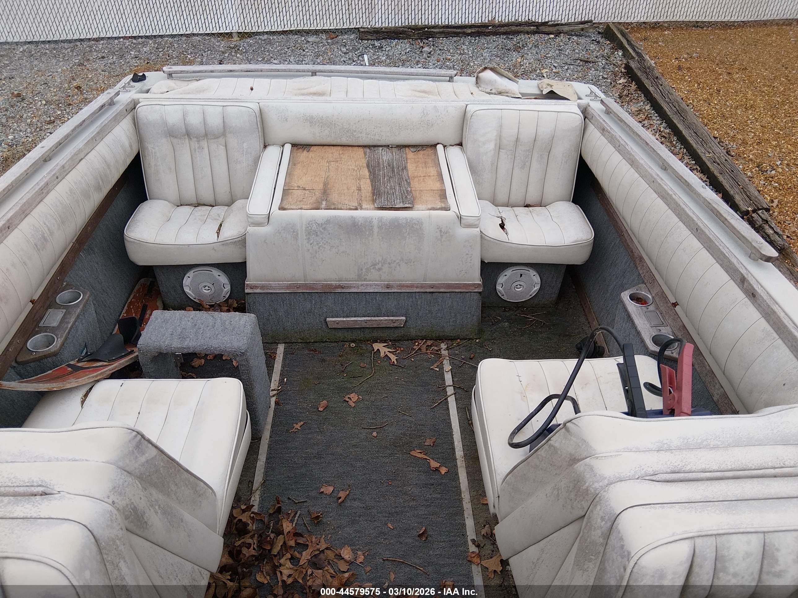 COBALT BOAT image 8
