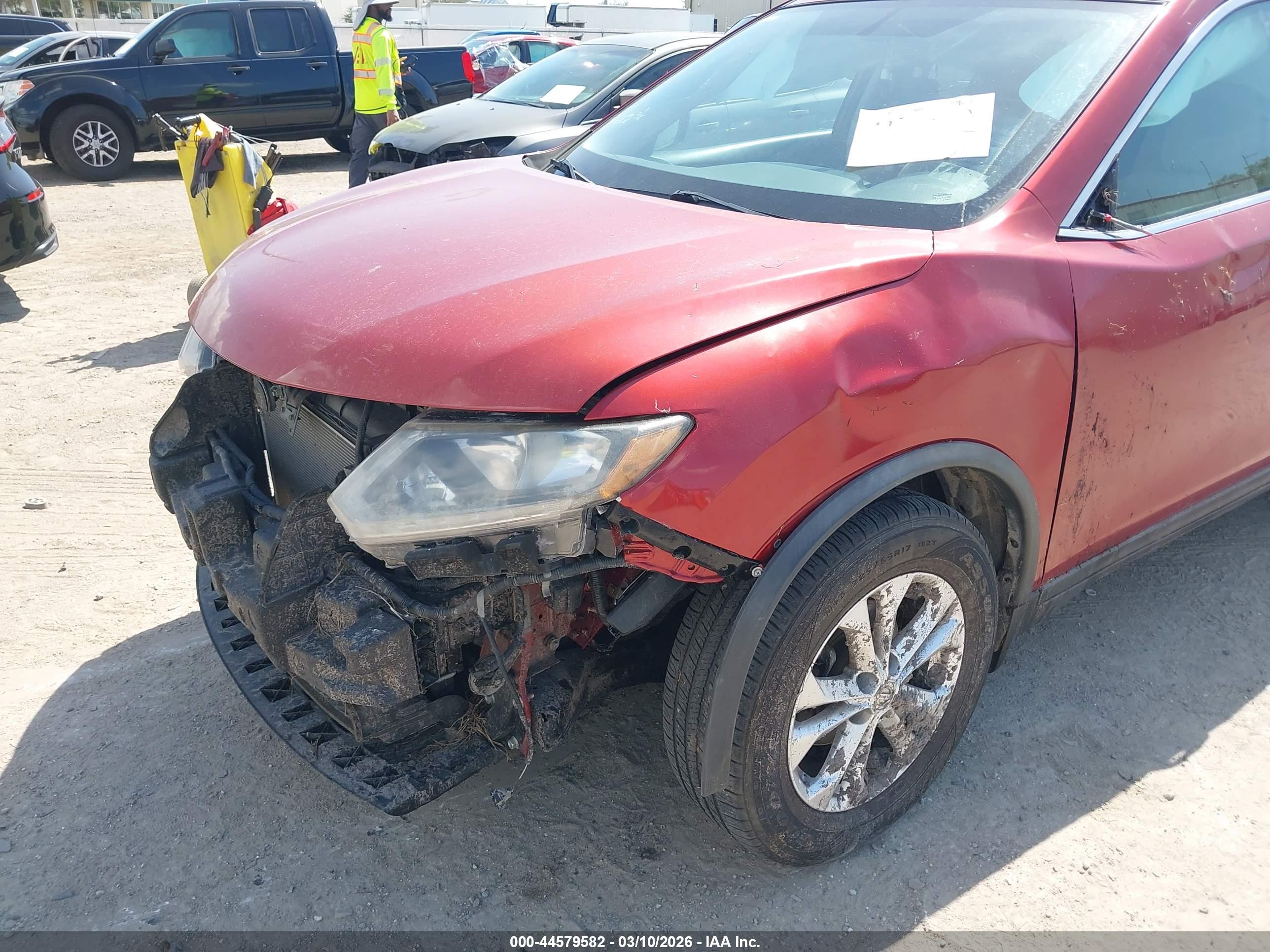 NISSAN ROGUE image 6