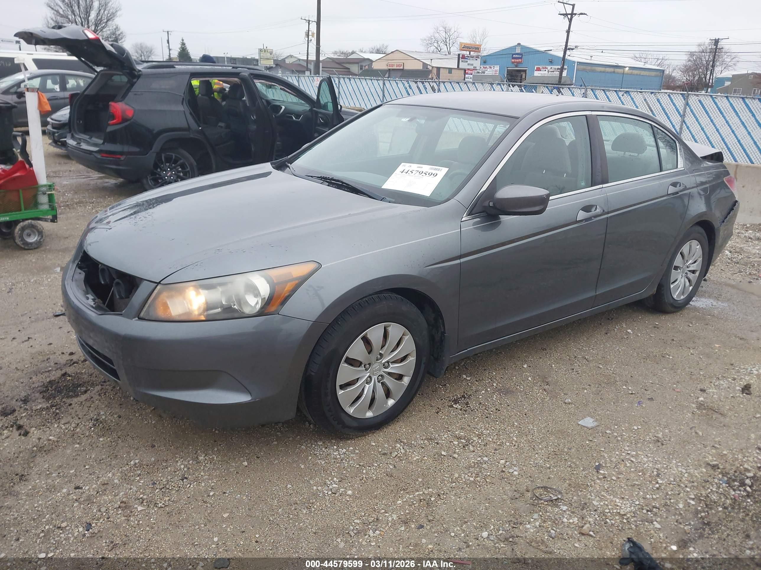 HONDA ACCORD image 2