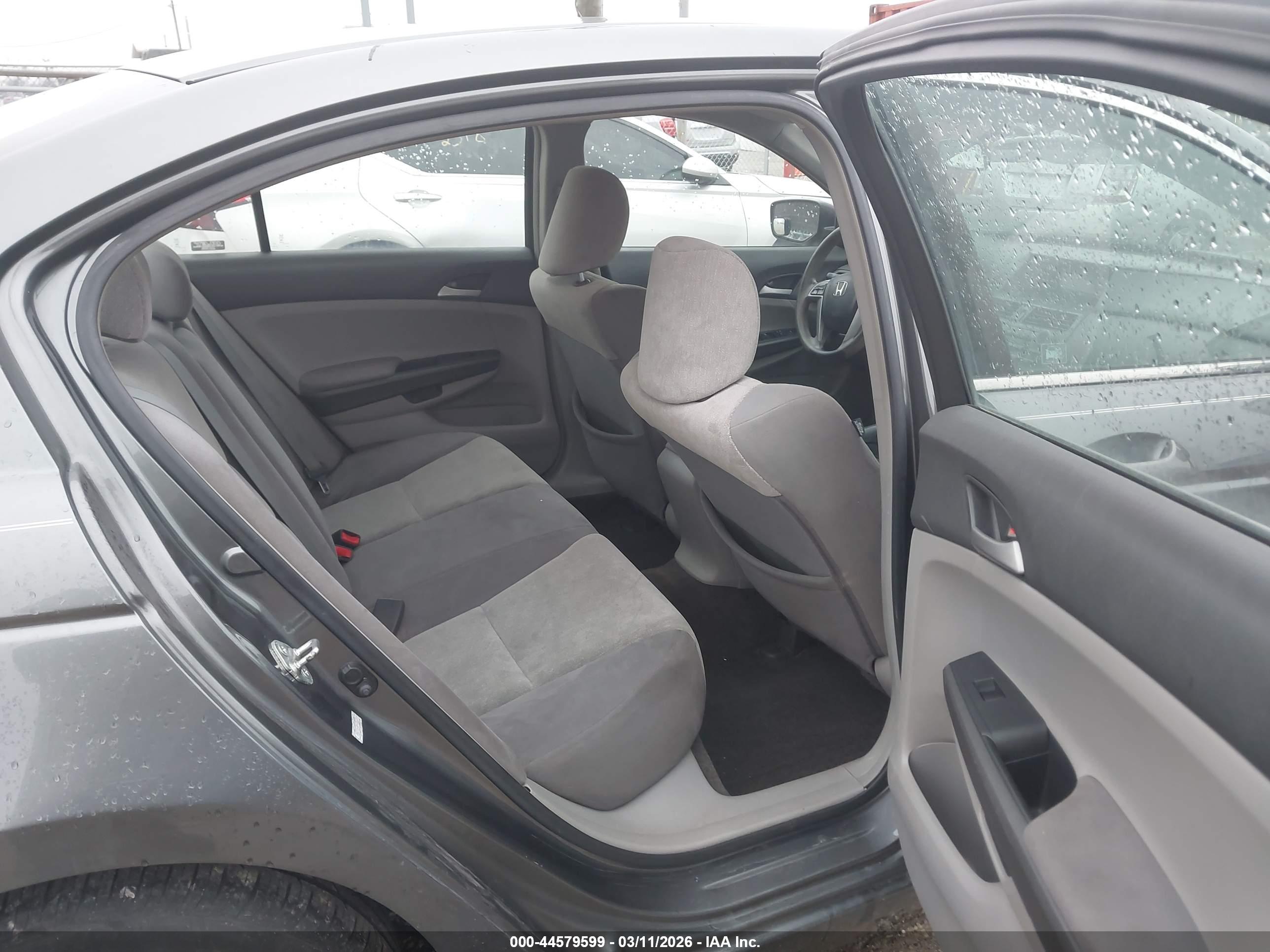 HONDA ACCORD image 8