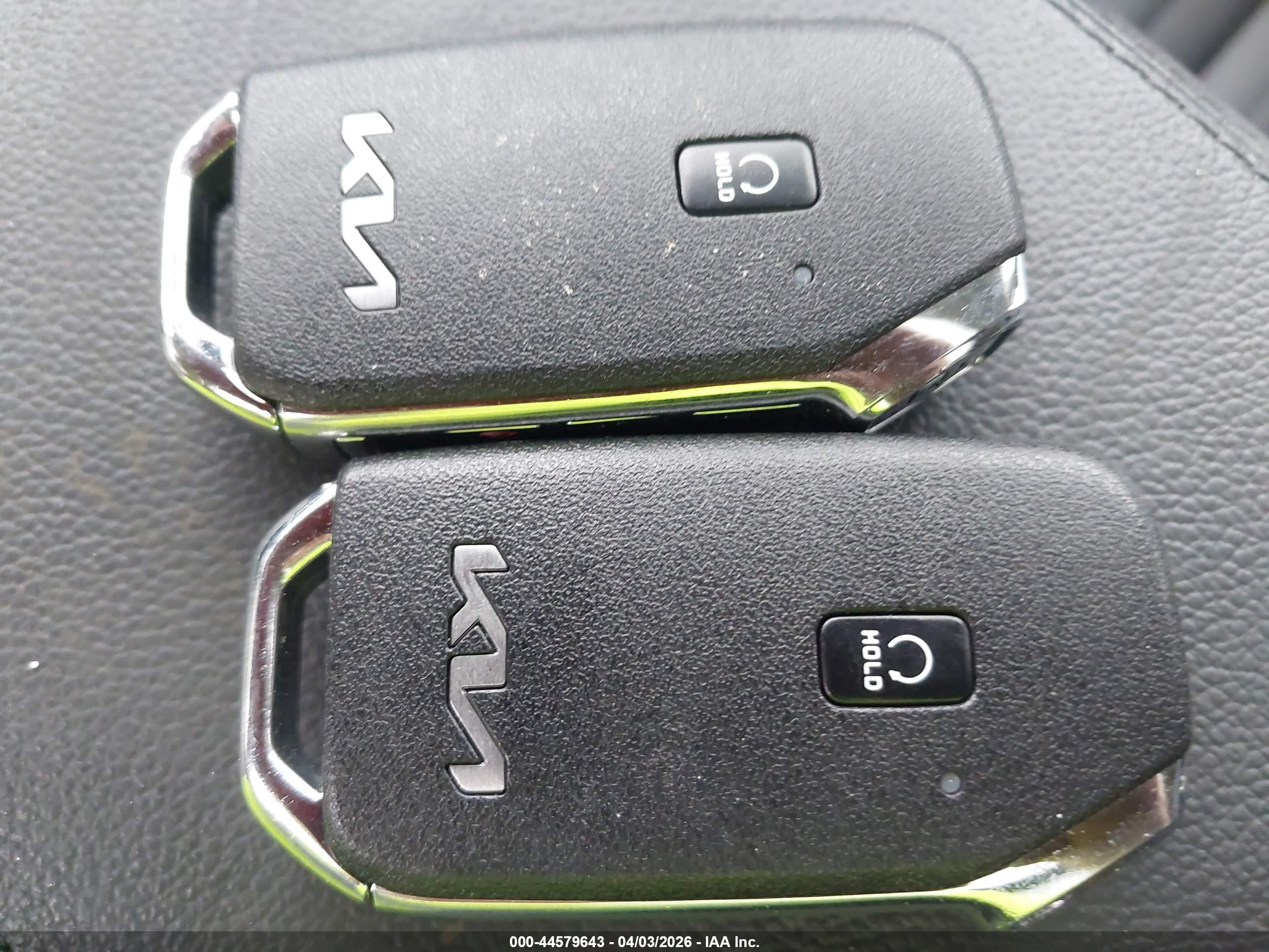 KIA SPORTAGE image 11