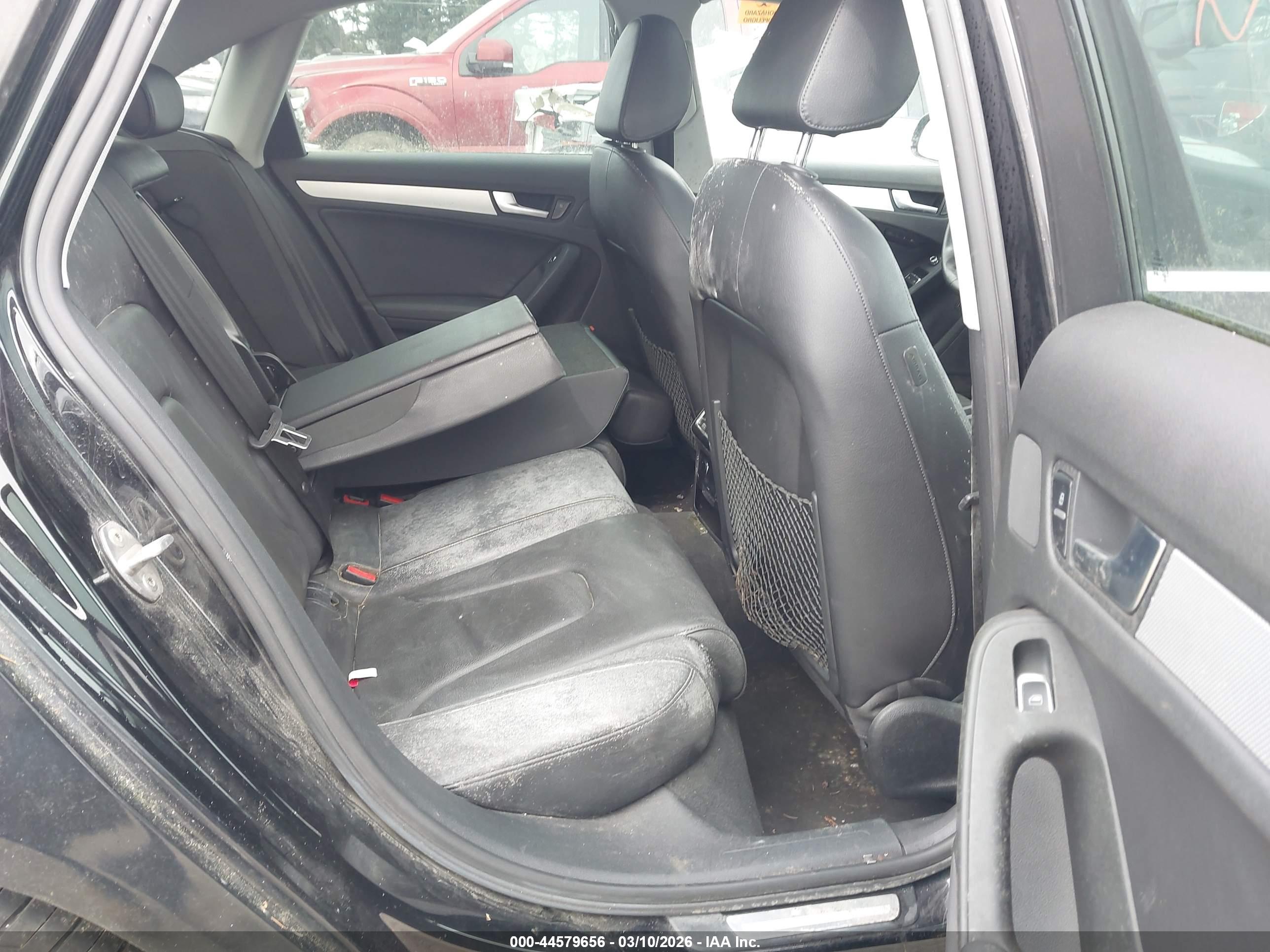 AUDI A4 image 8