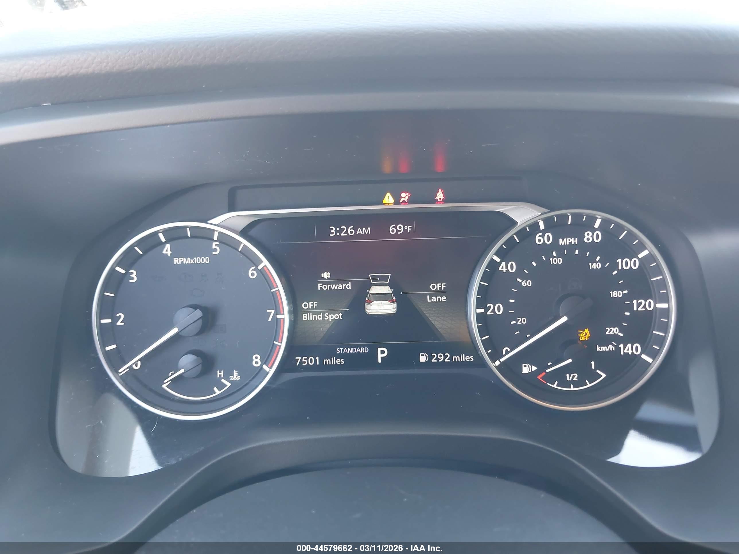 NISSAN ROGUE image 7