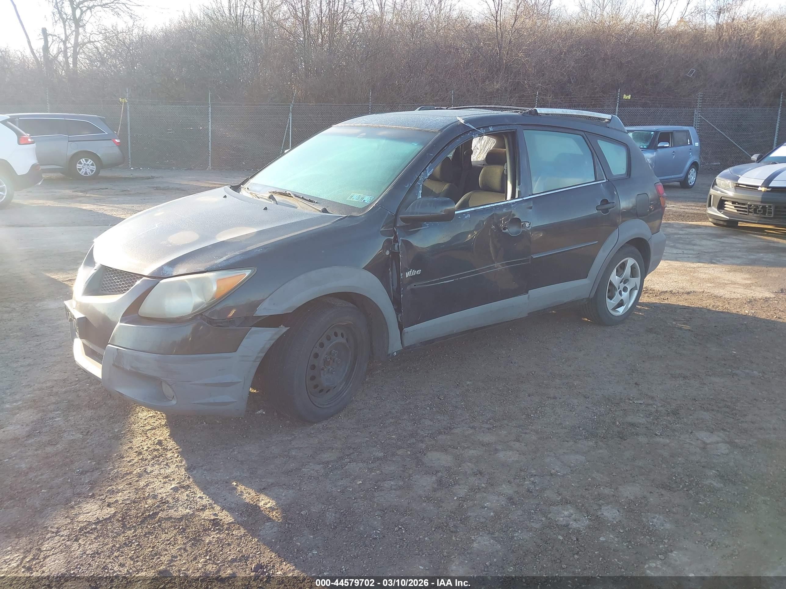 PONTIAC VIBE image 2