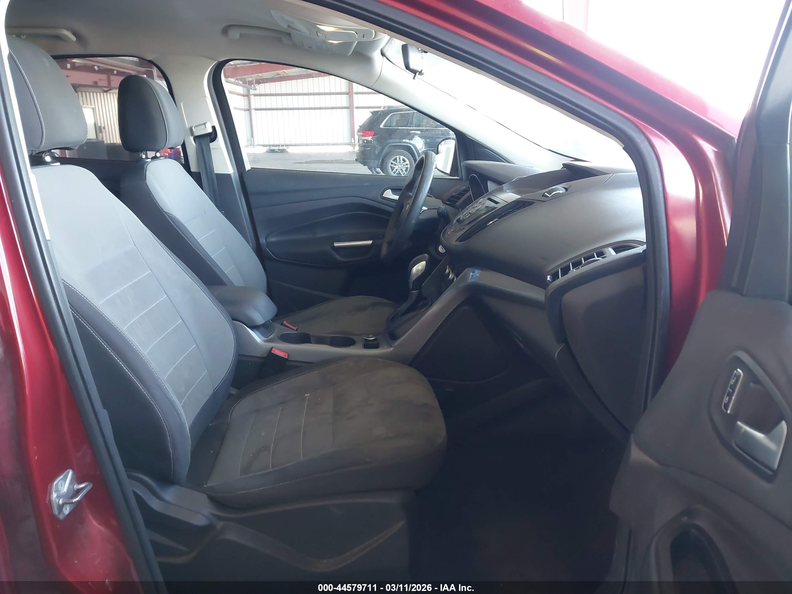 FORD ESCAPE image 5