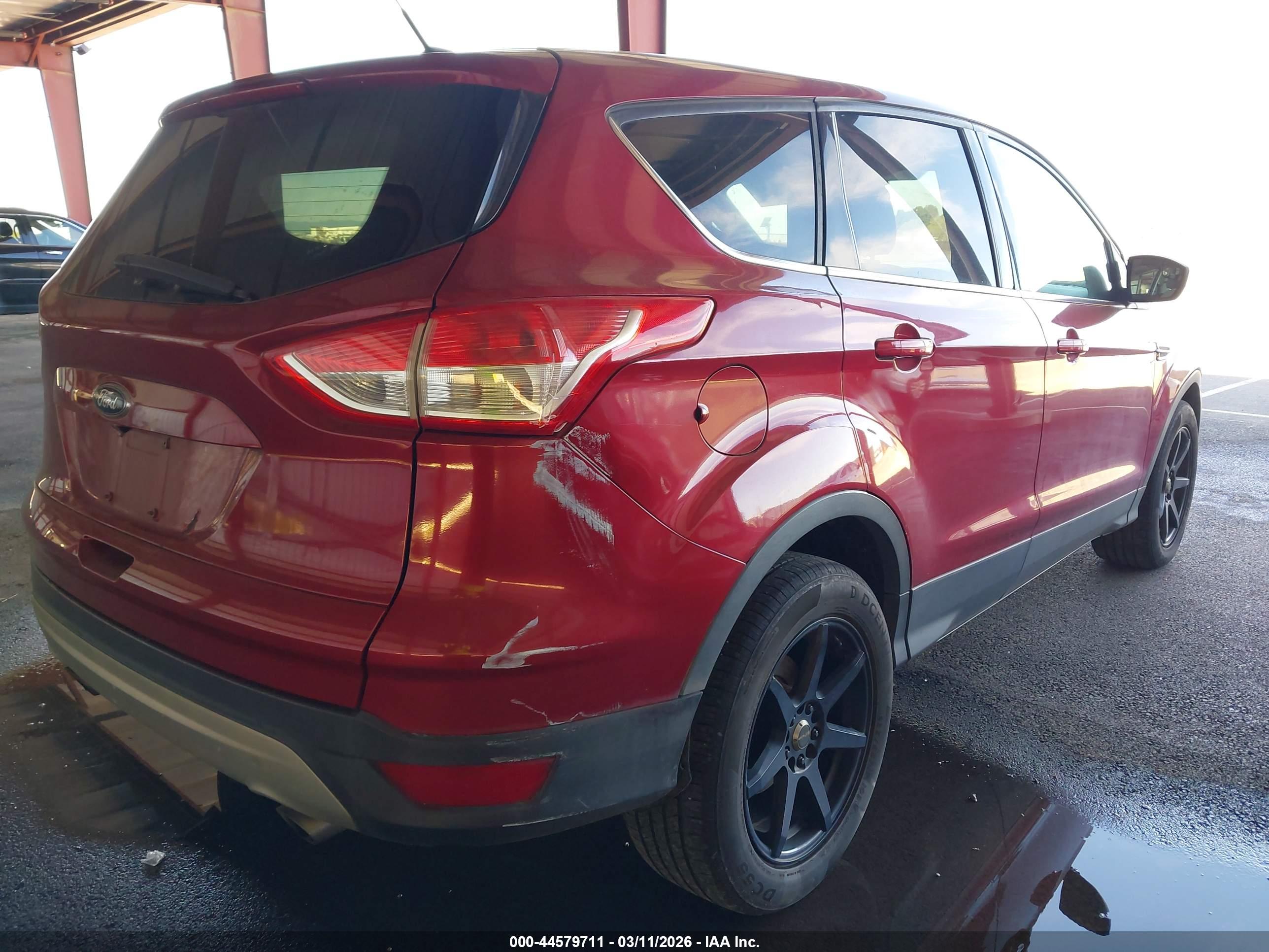 FORD ESCAPE image 6