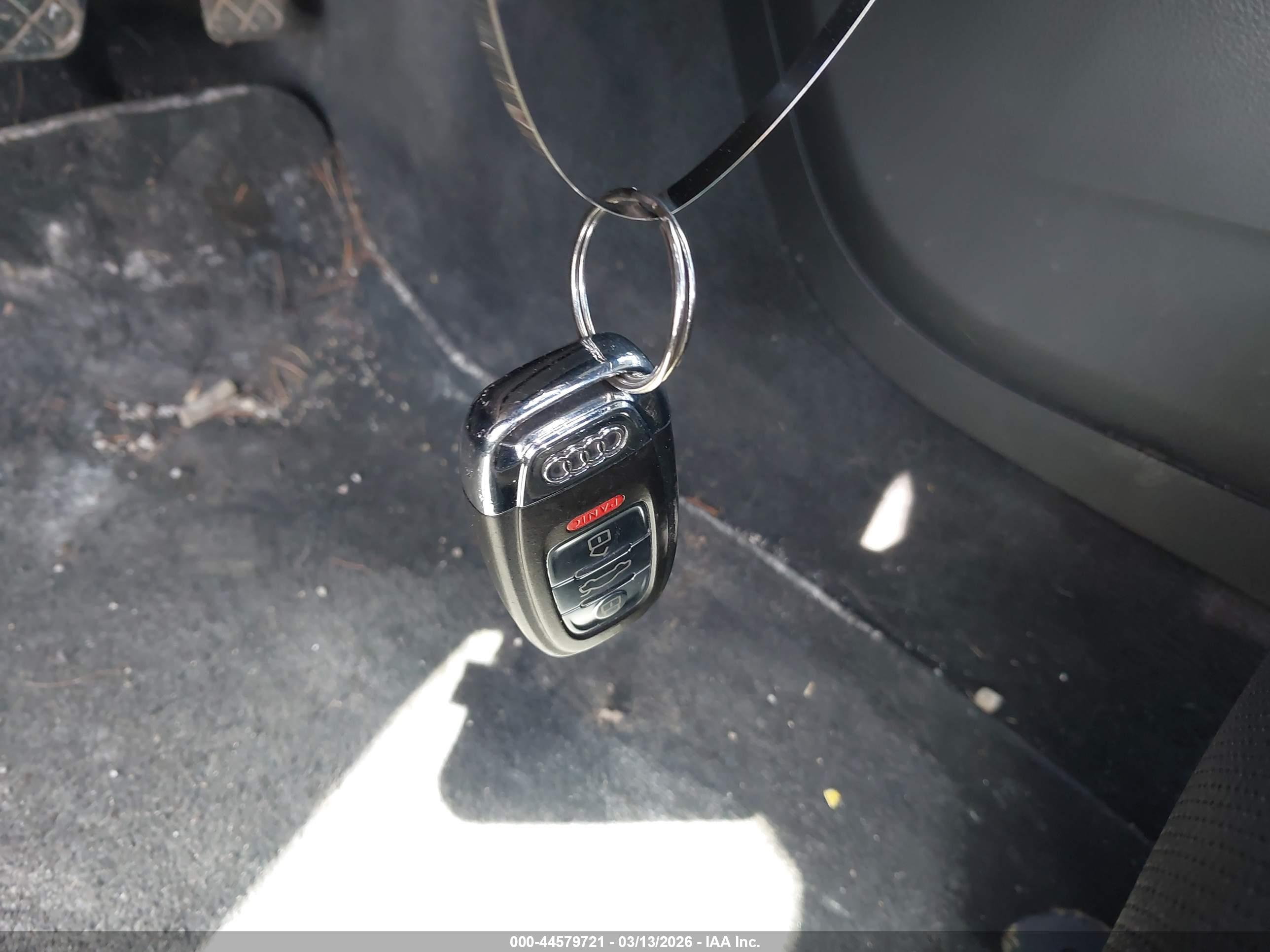 AUDI A6 image 11