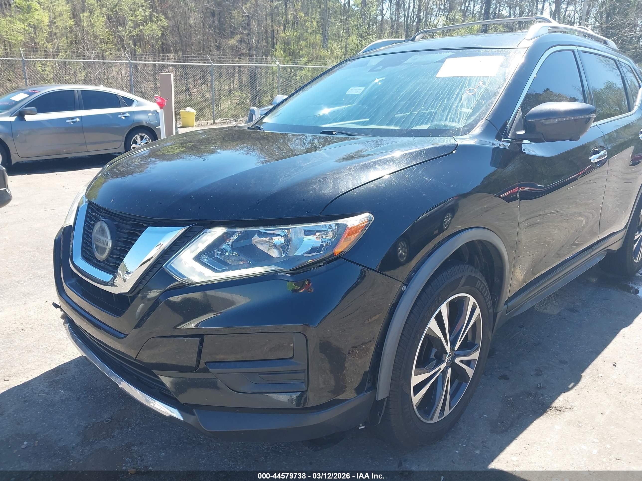 NISSAN ROGUE image 6