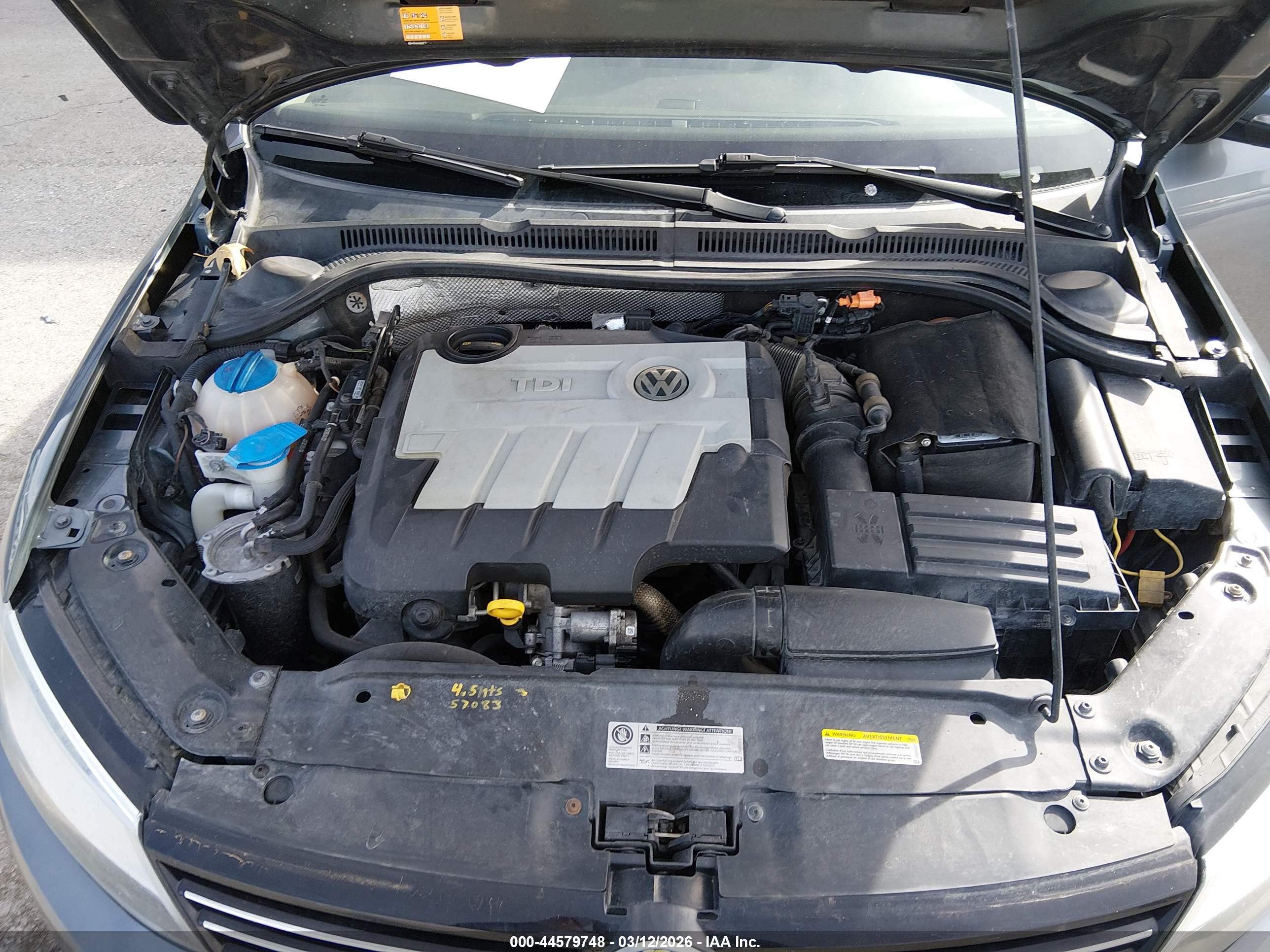 VOLKSWAGEN JETTA image 10