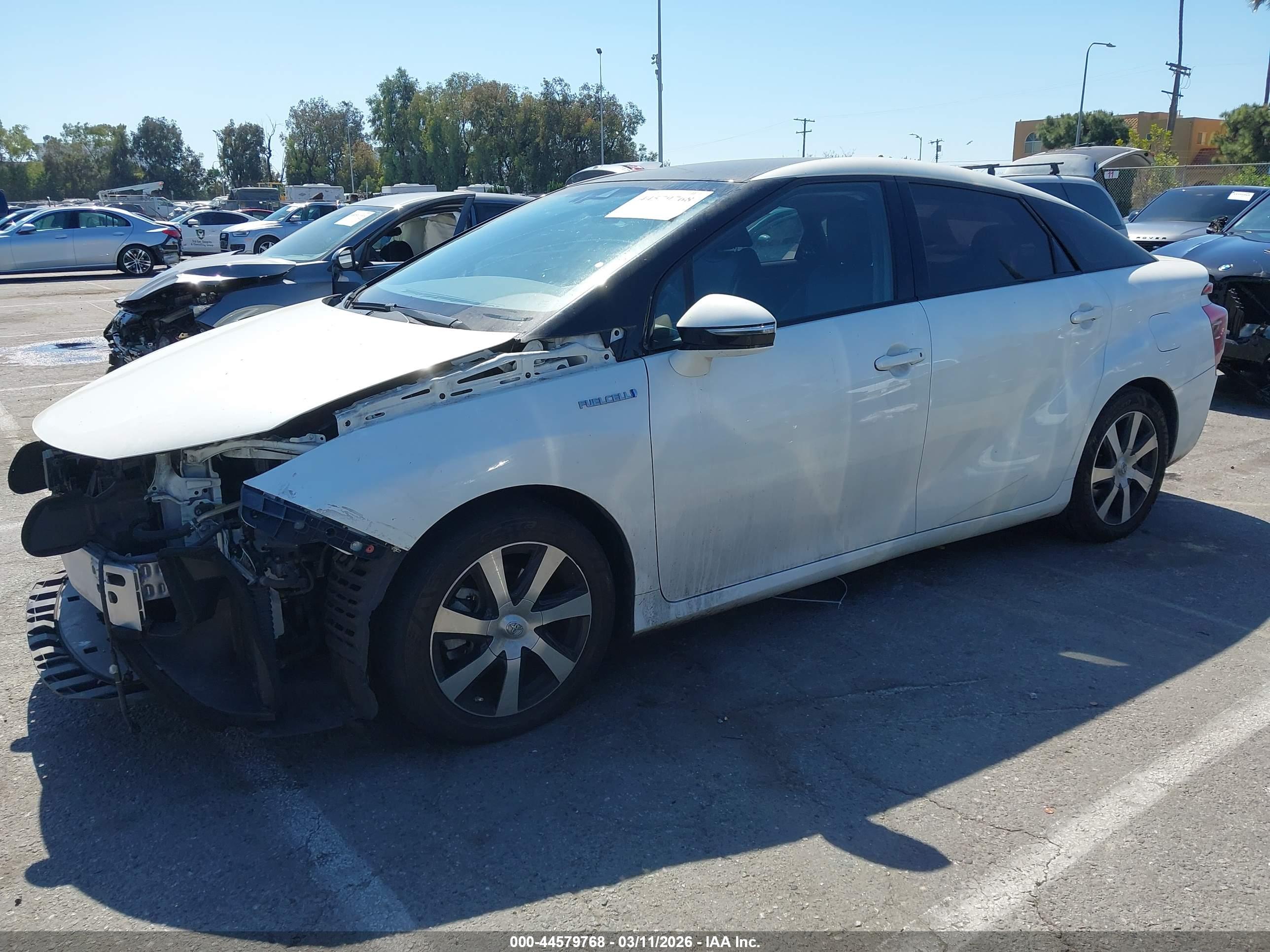 TOYOTA MIRAI image 2