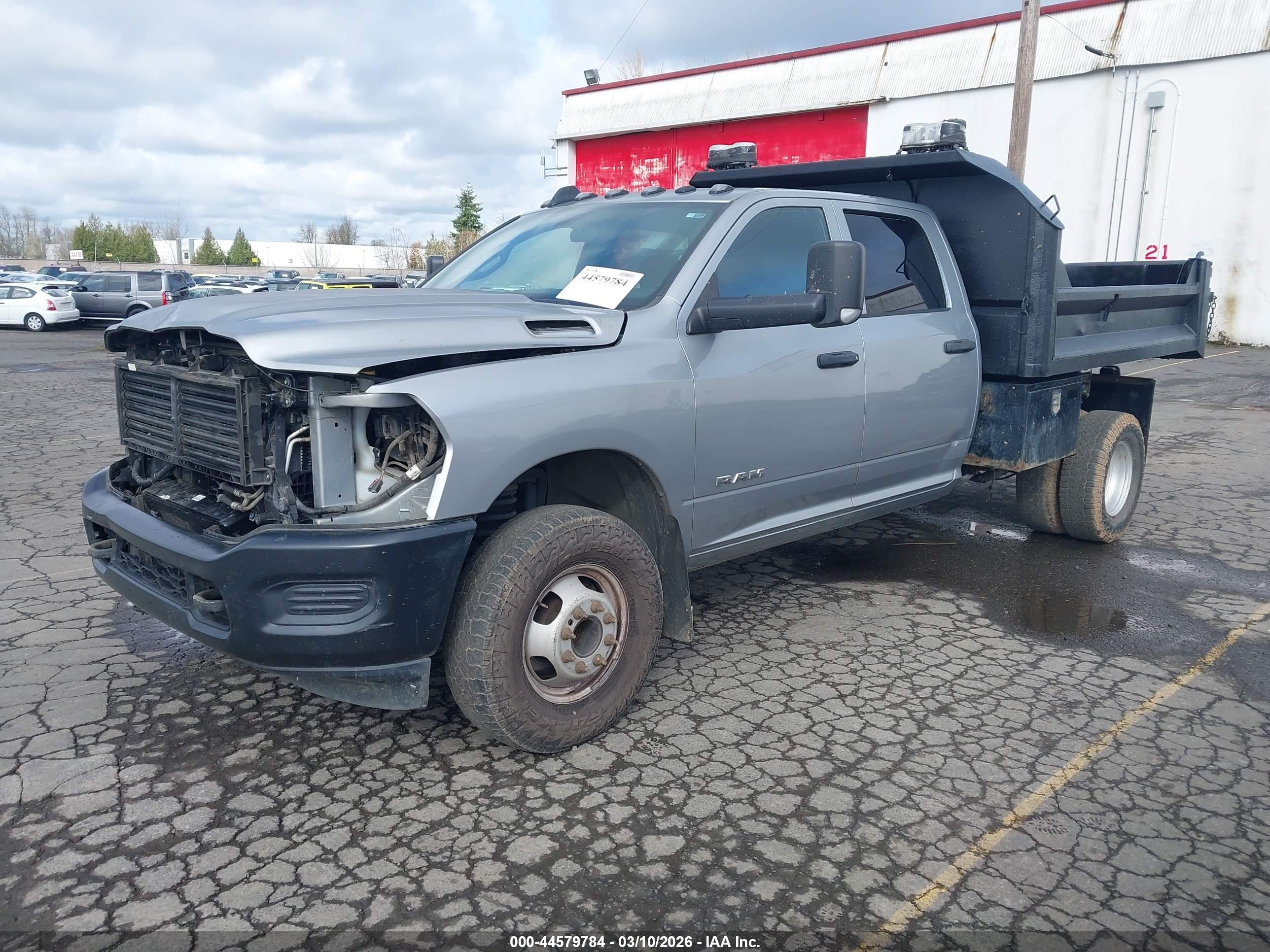 RAM 3500 image 2