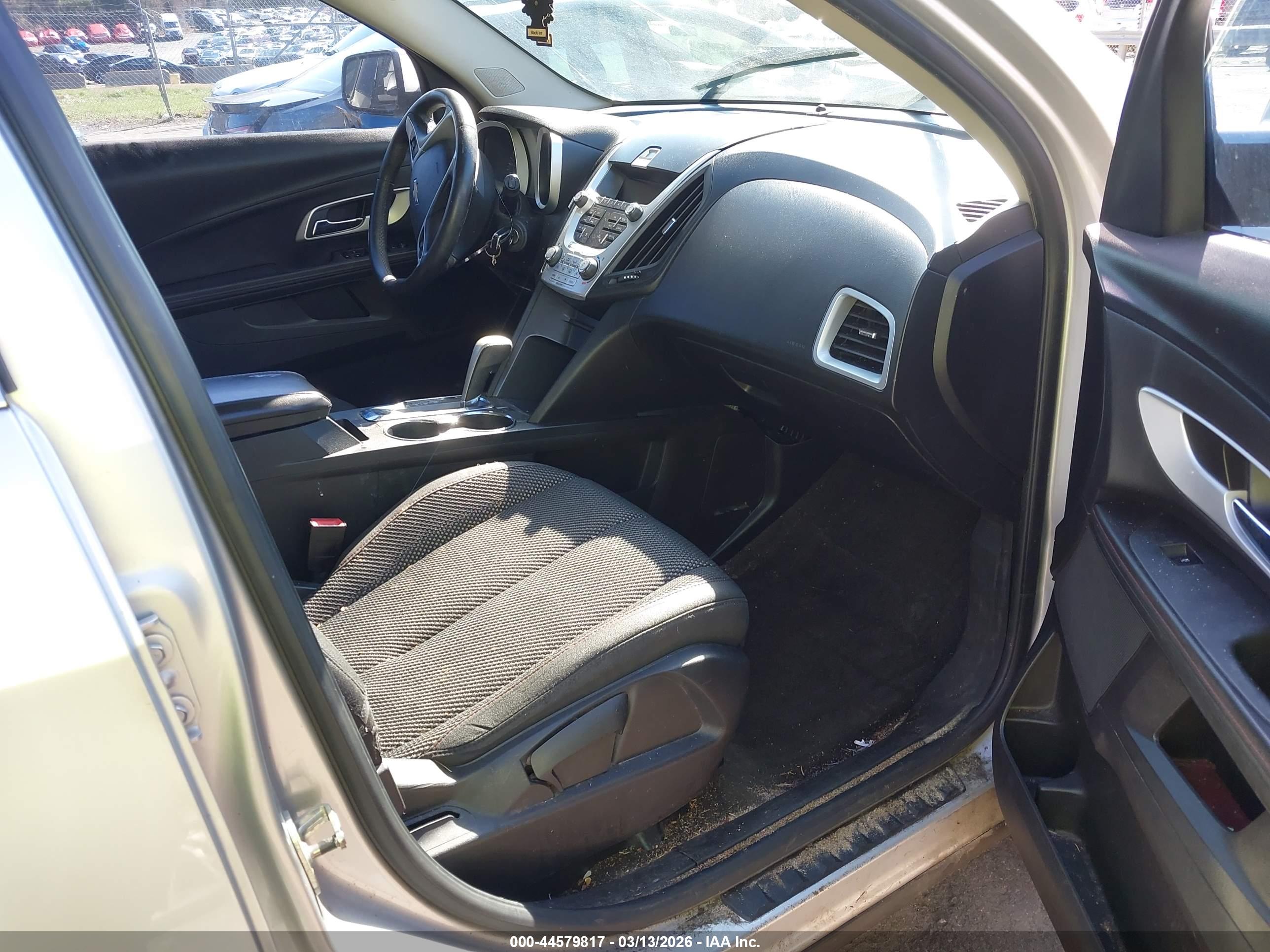 CHEVROLET EQUINOX image 5