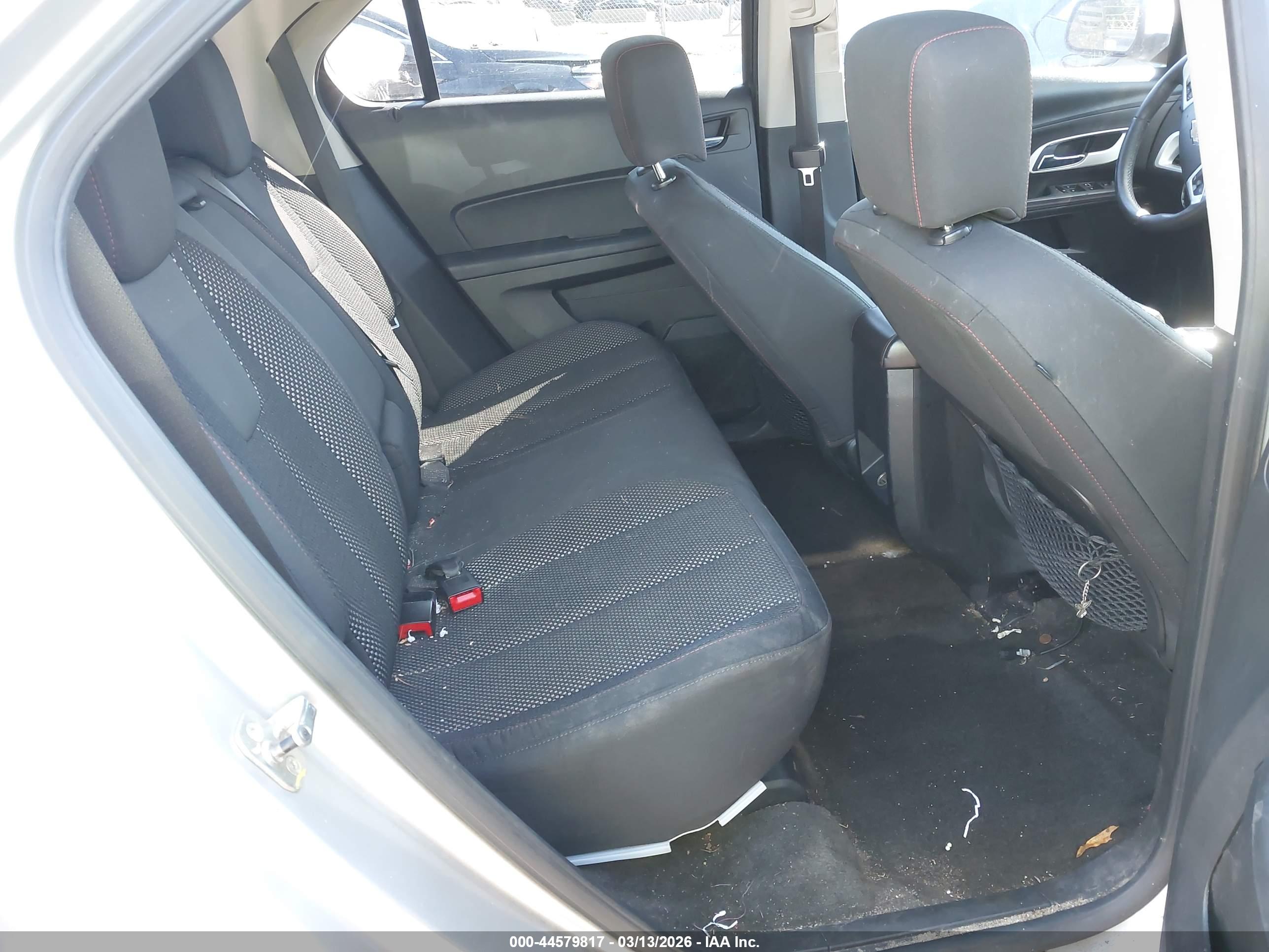 CHEVROLET EQUINOX image 8