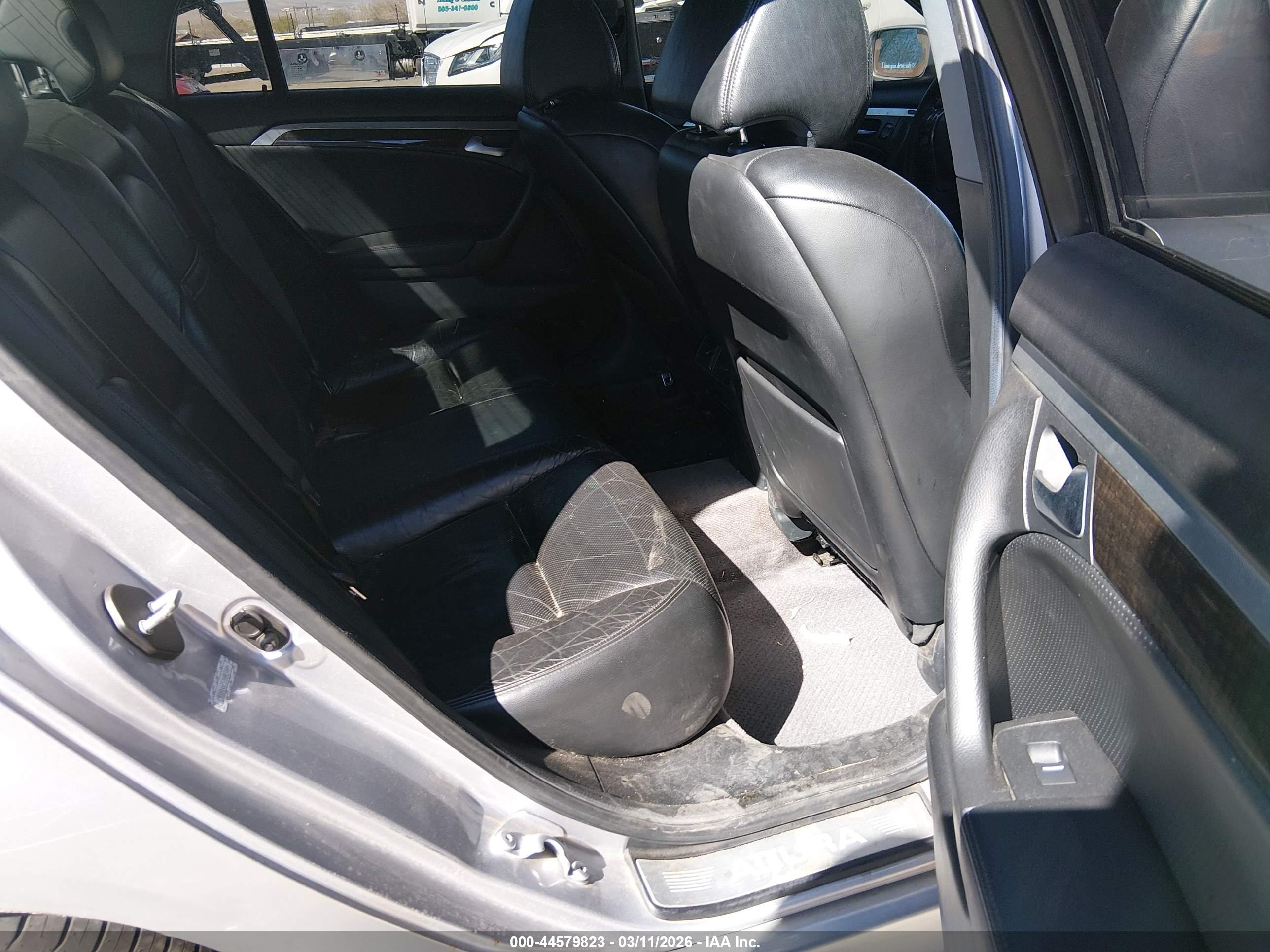 ACURA TL image 8