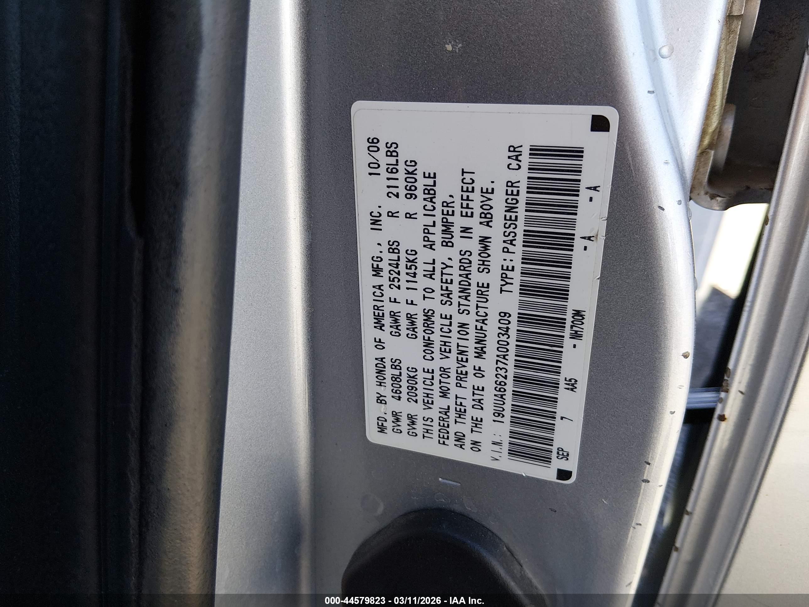 ACURA TL image 9