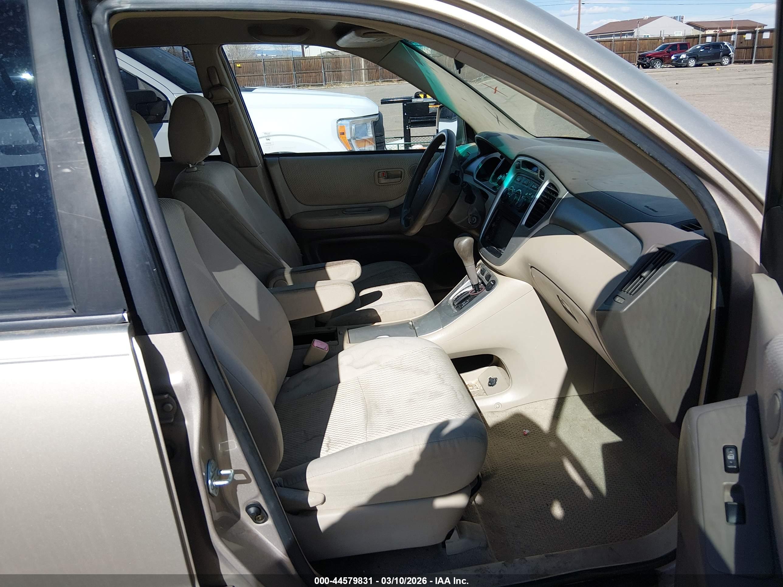 TOYOTA HIGHLANDER image 5