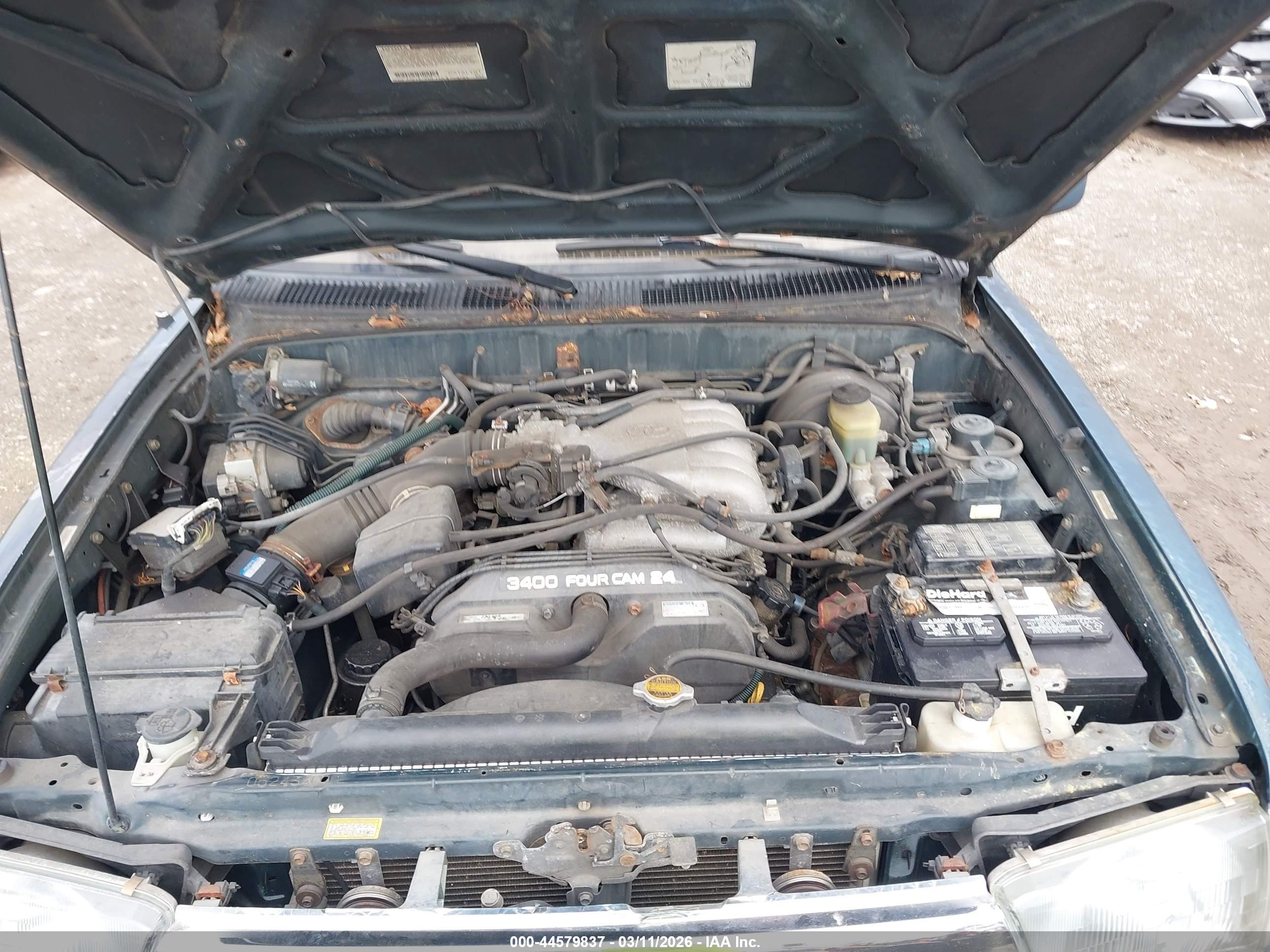 TOYOTA 4RUNNER image 10