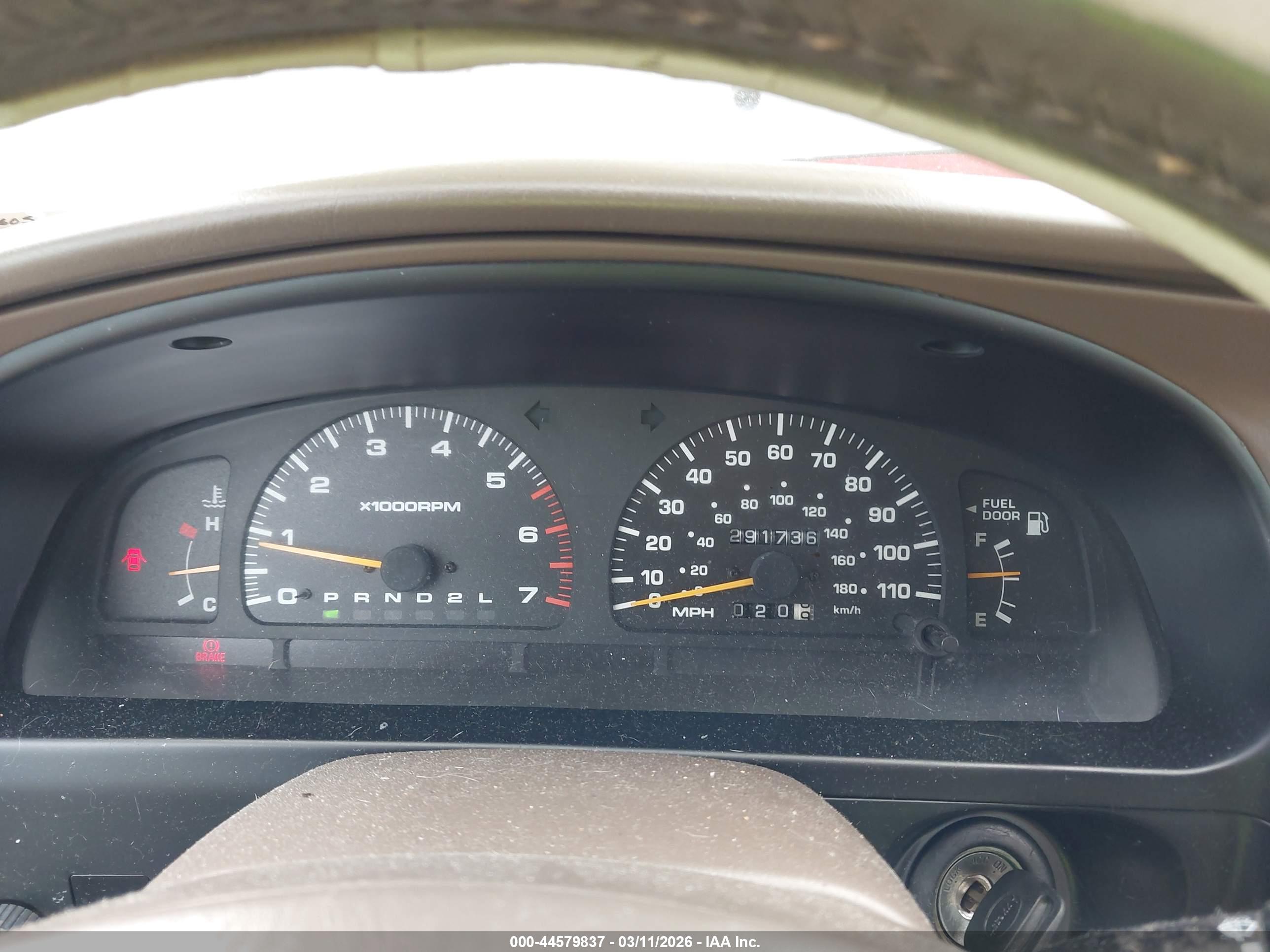 TOYOTA 4RUNNER image 7