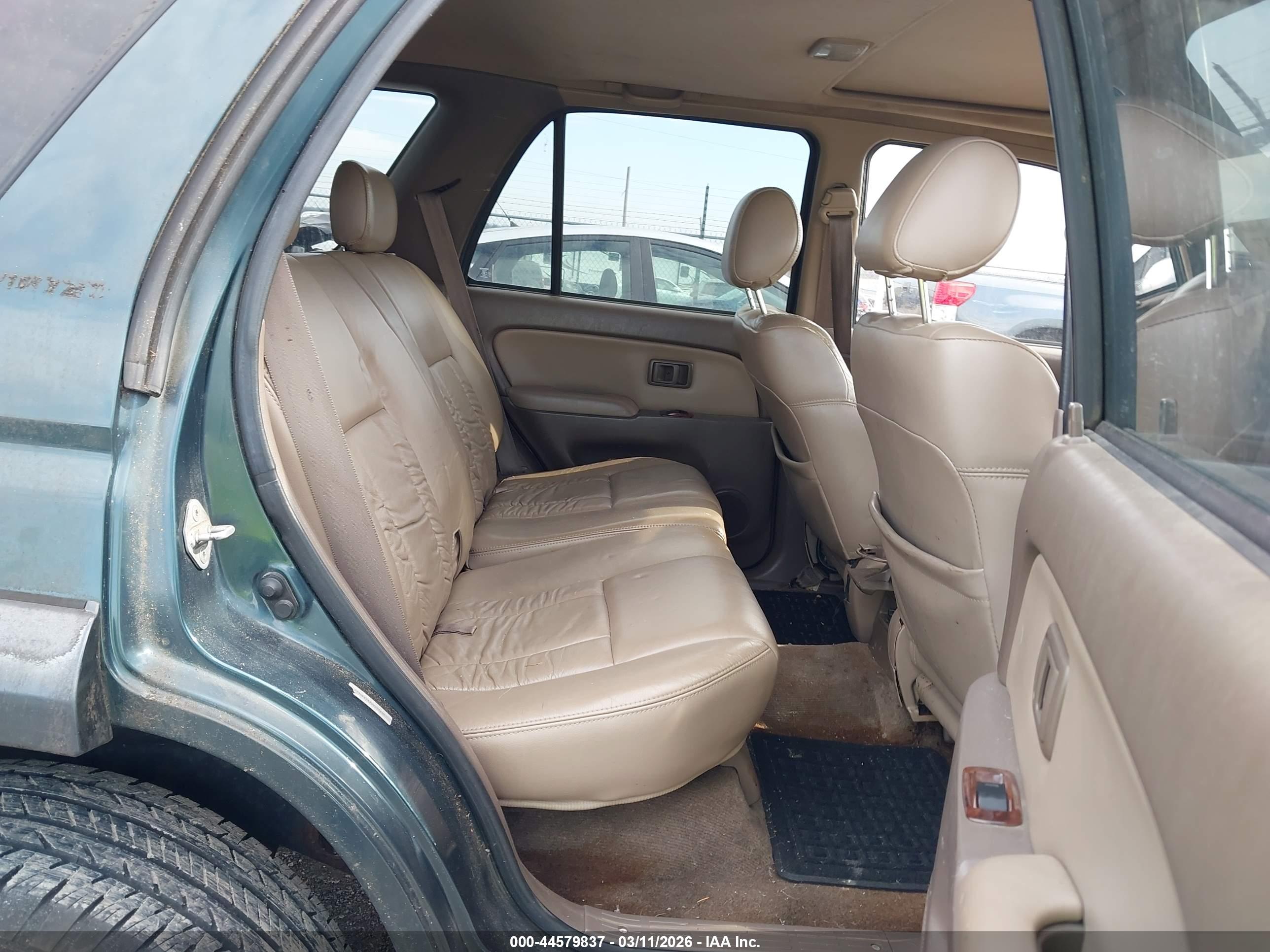 TOYOTA 4RUNNER image 8
