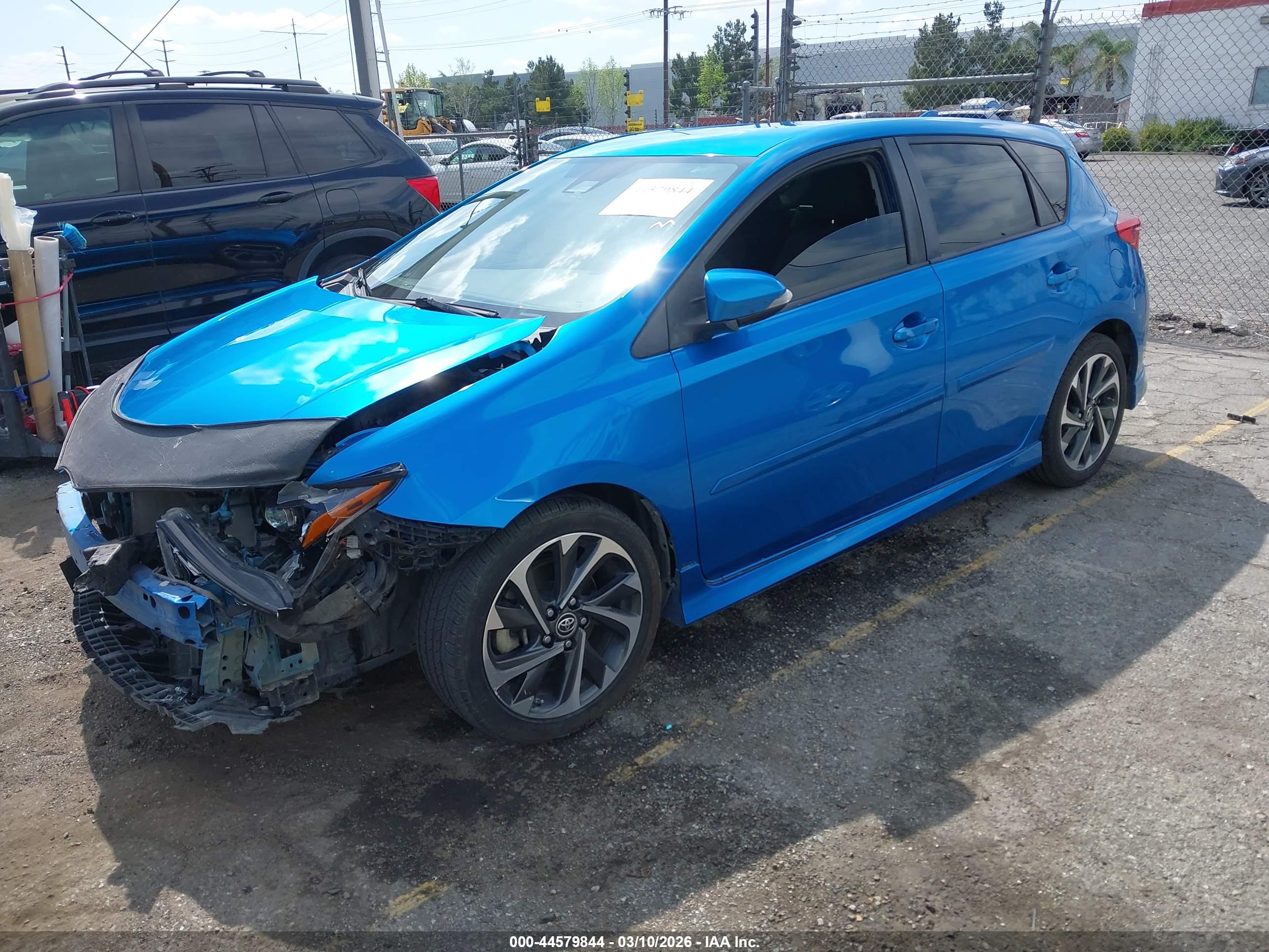 TOYOTA COROLLA image 2