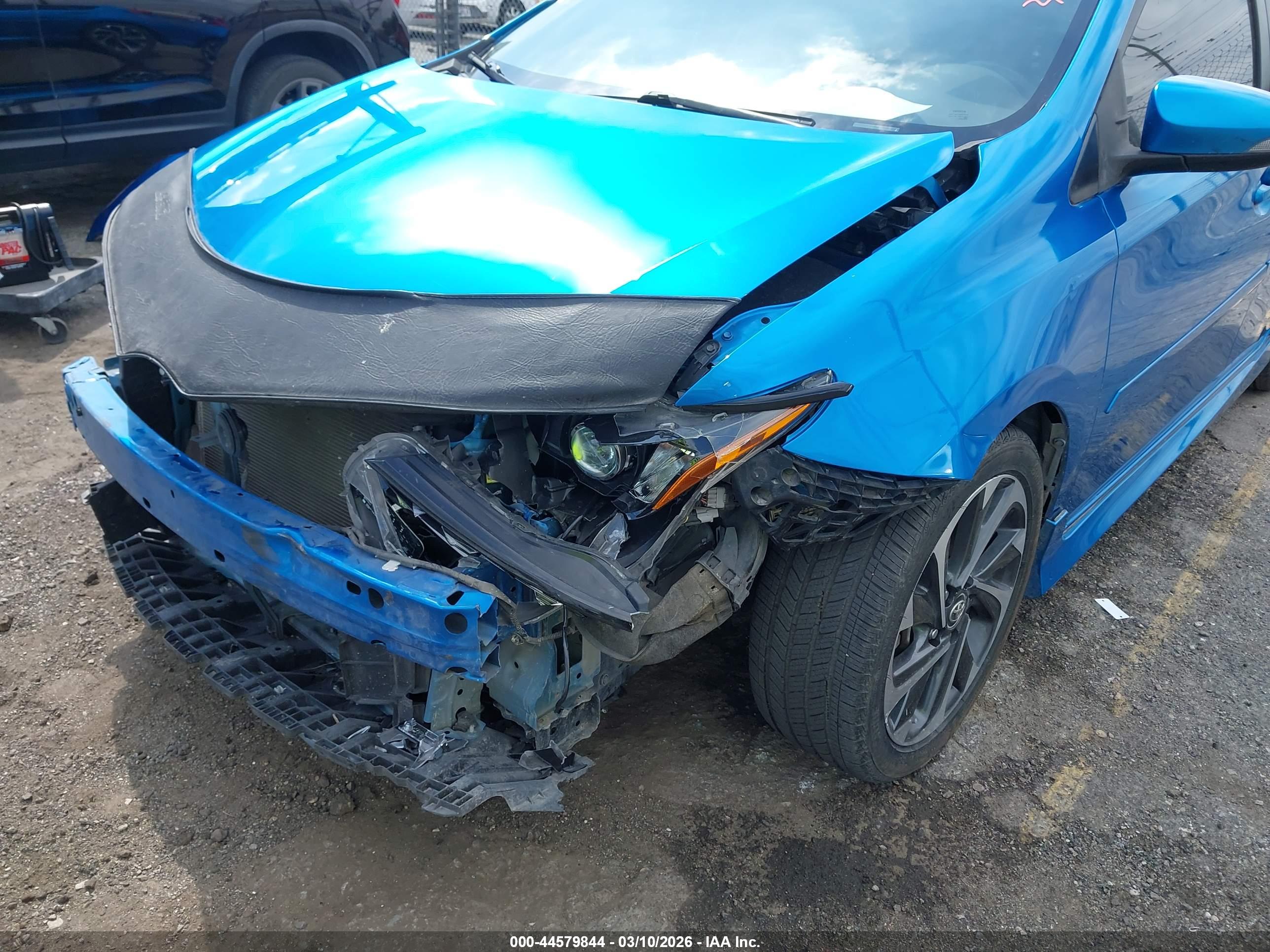 TOYOTA COROLLA image 6