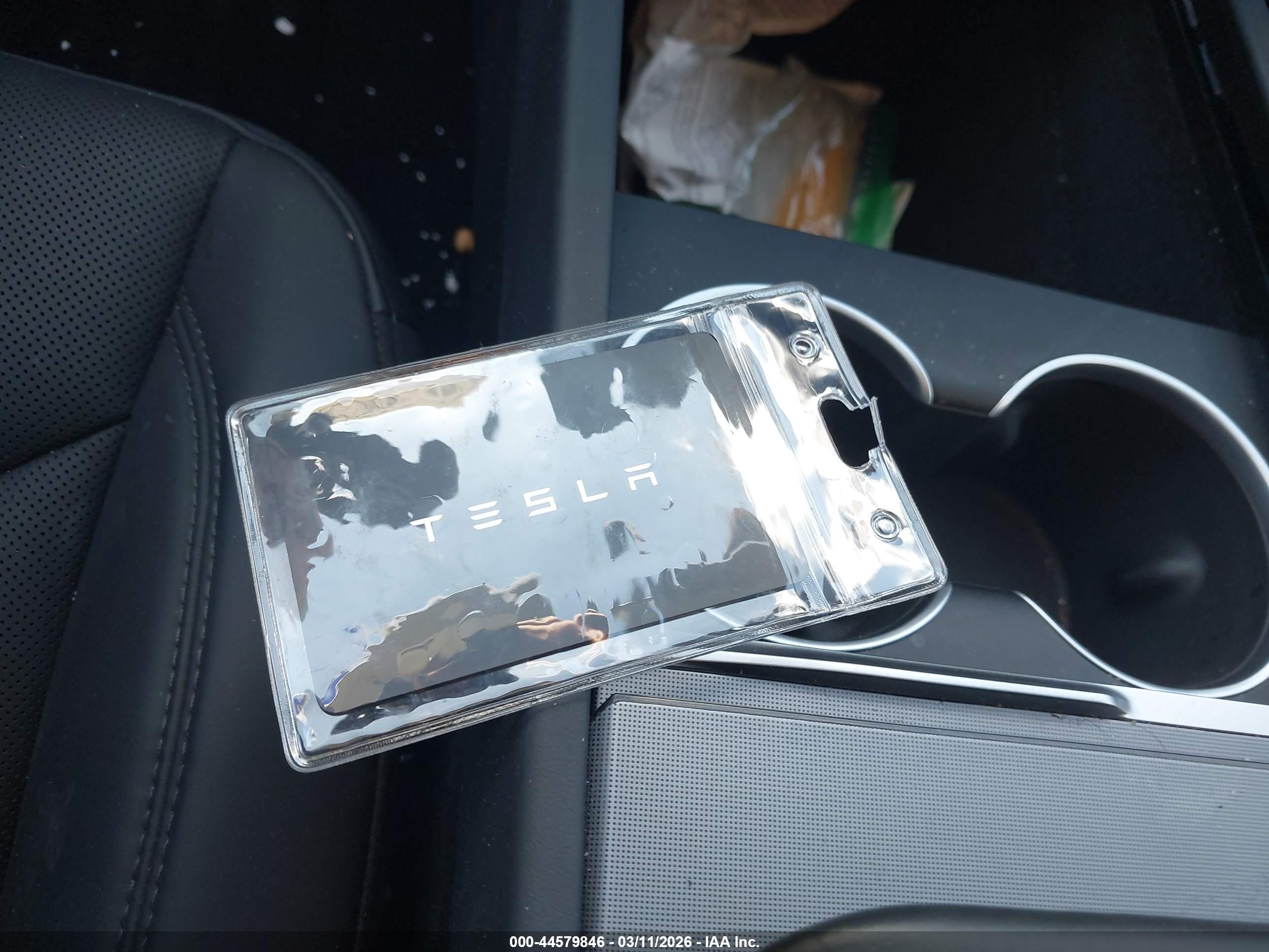 TESLA MODEL image 11