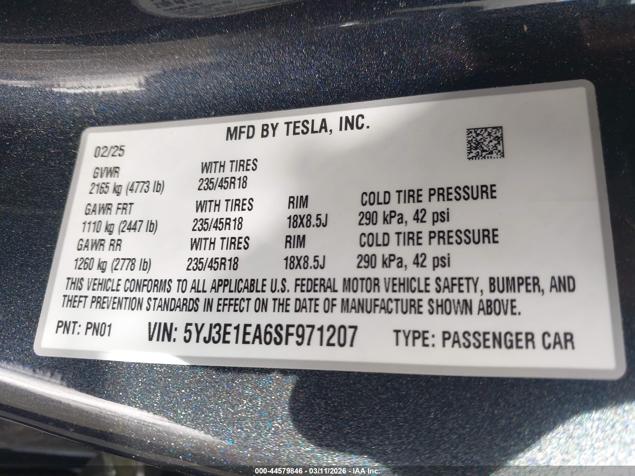 TESLA MODEL image 9