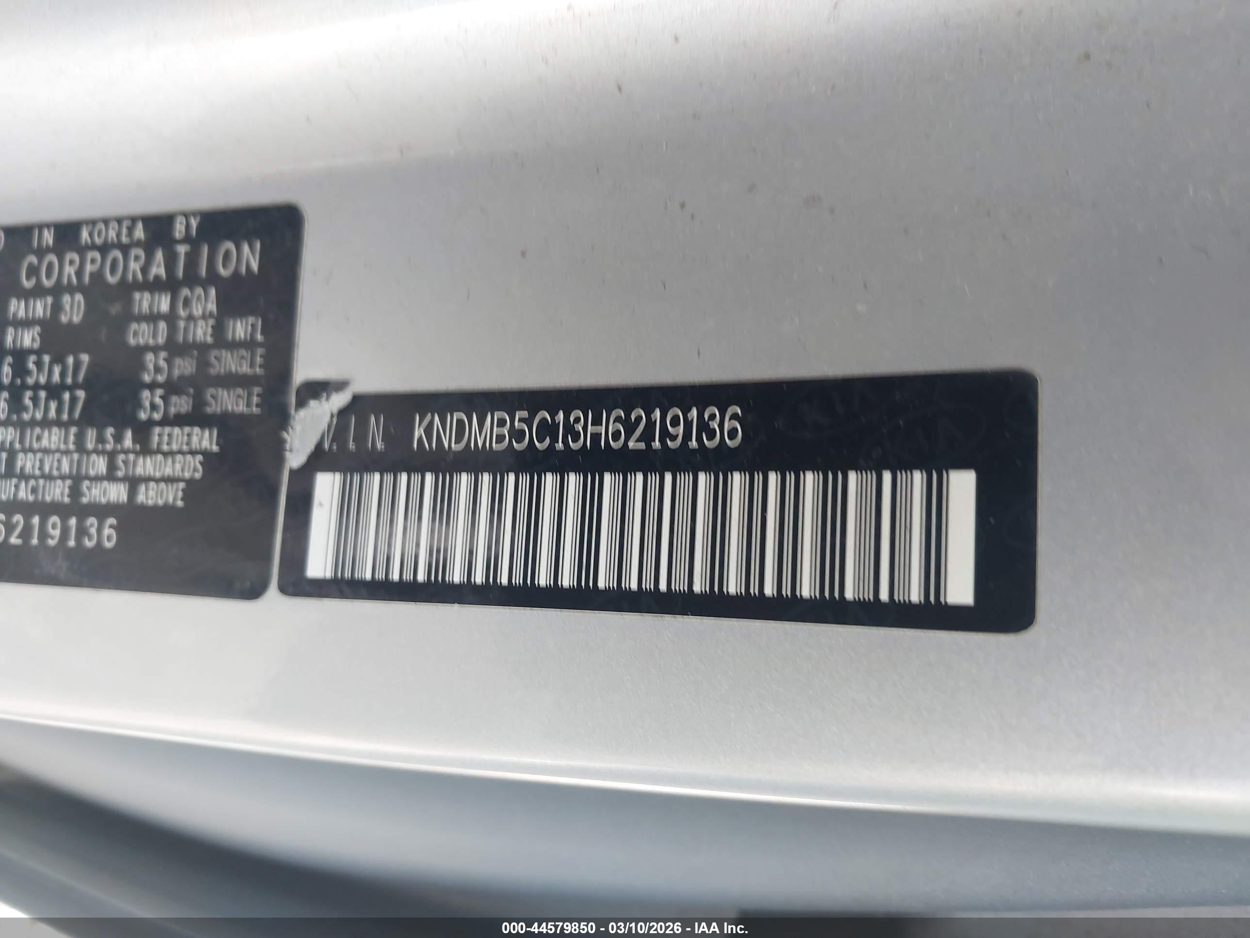KIA SEDONA image 9