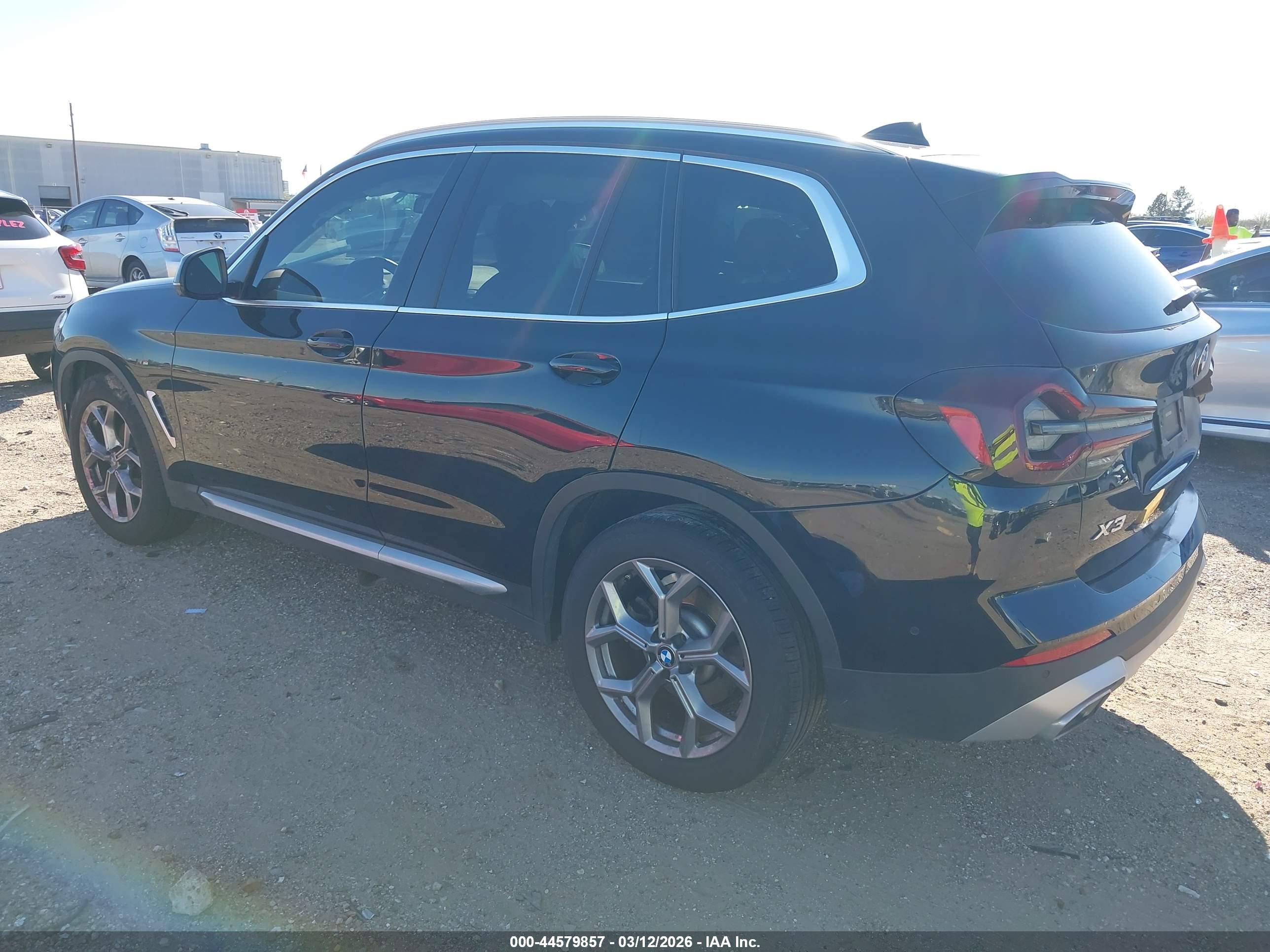 BMW X3 image 3