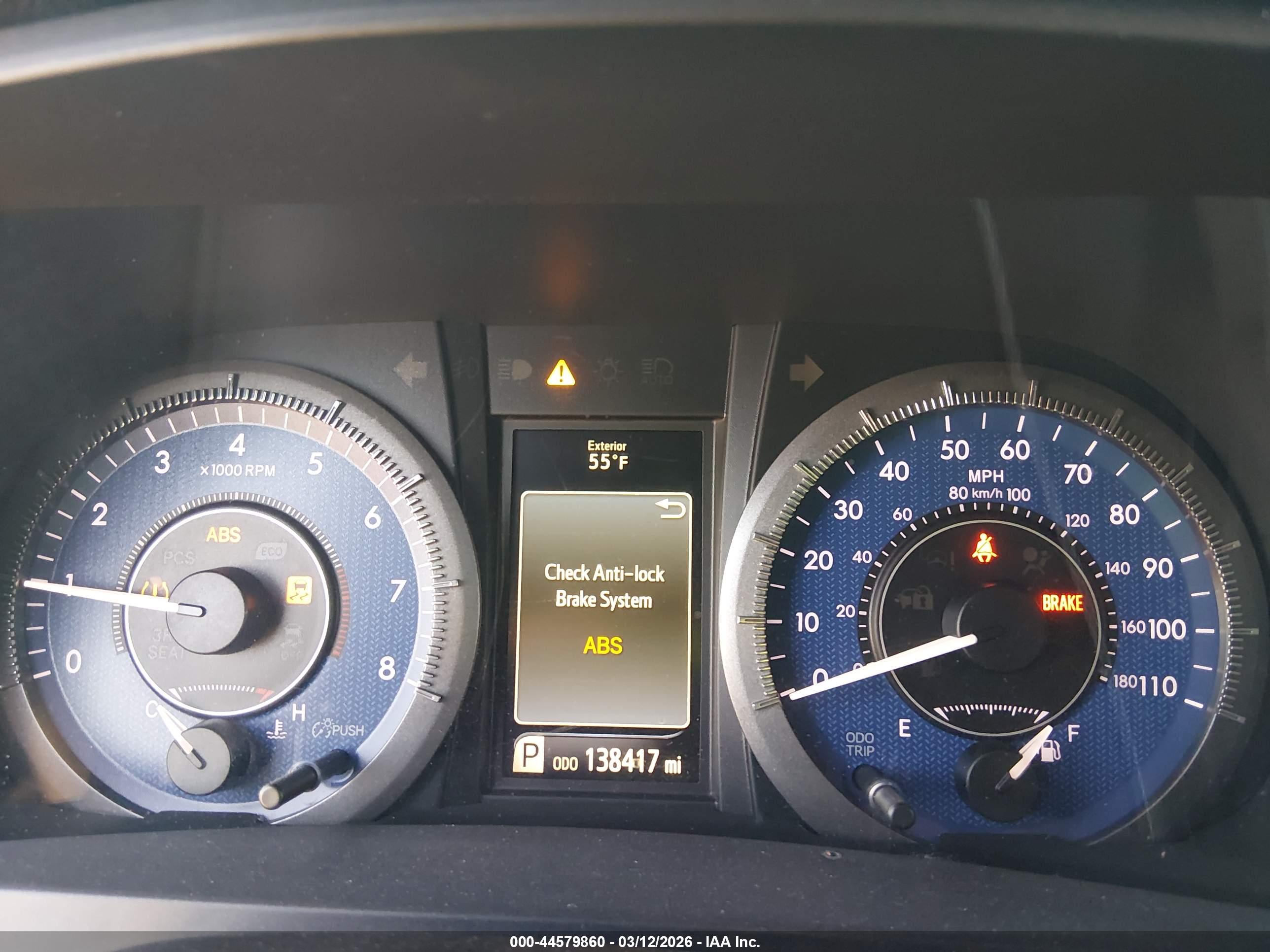 TOYOTA SIENNA image 7