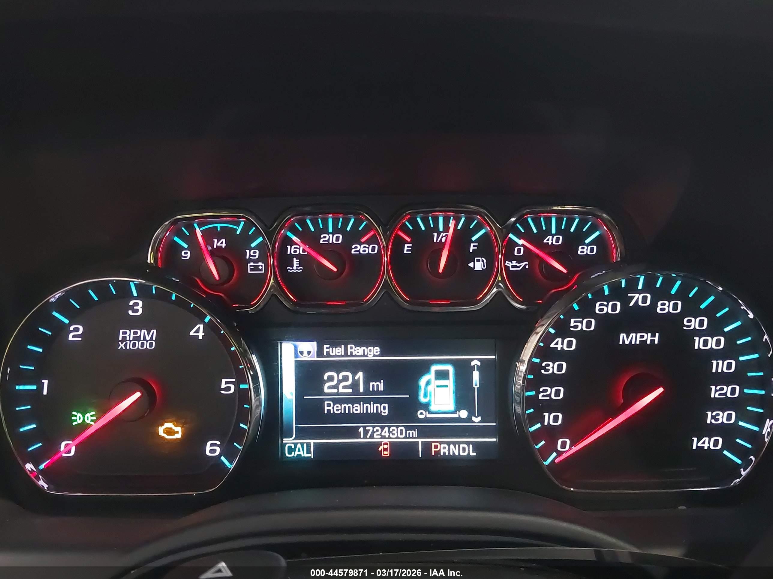 CHEVROLET SUBURBAN image 7