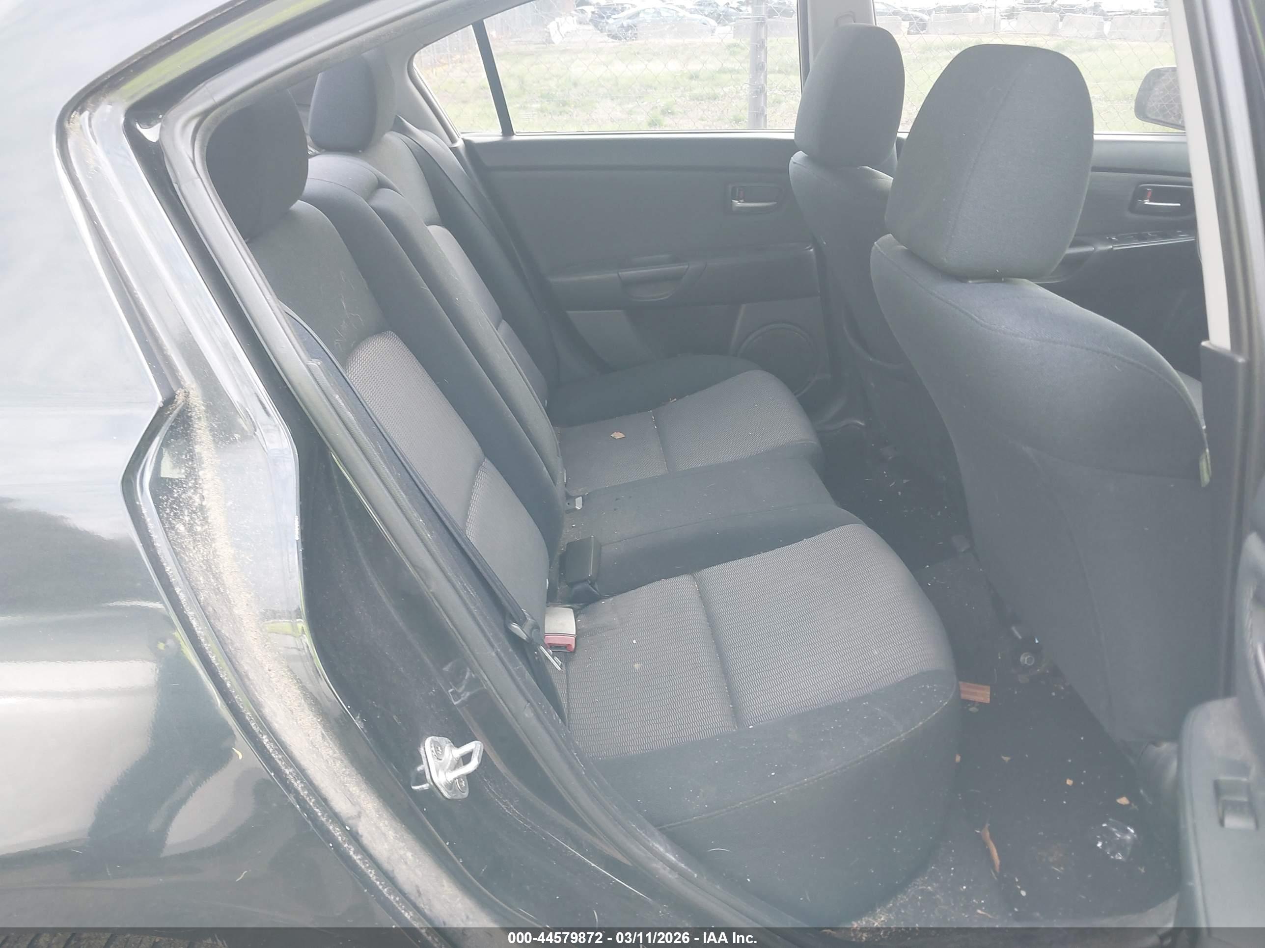 MAZDA MAZDA3 image 8