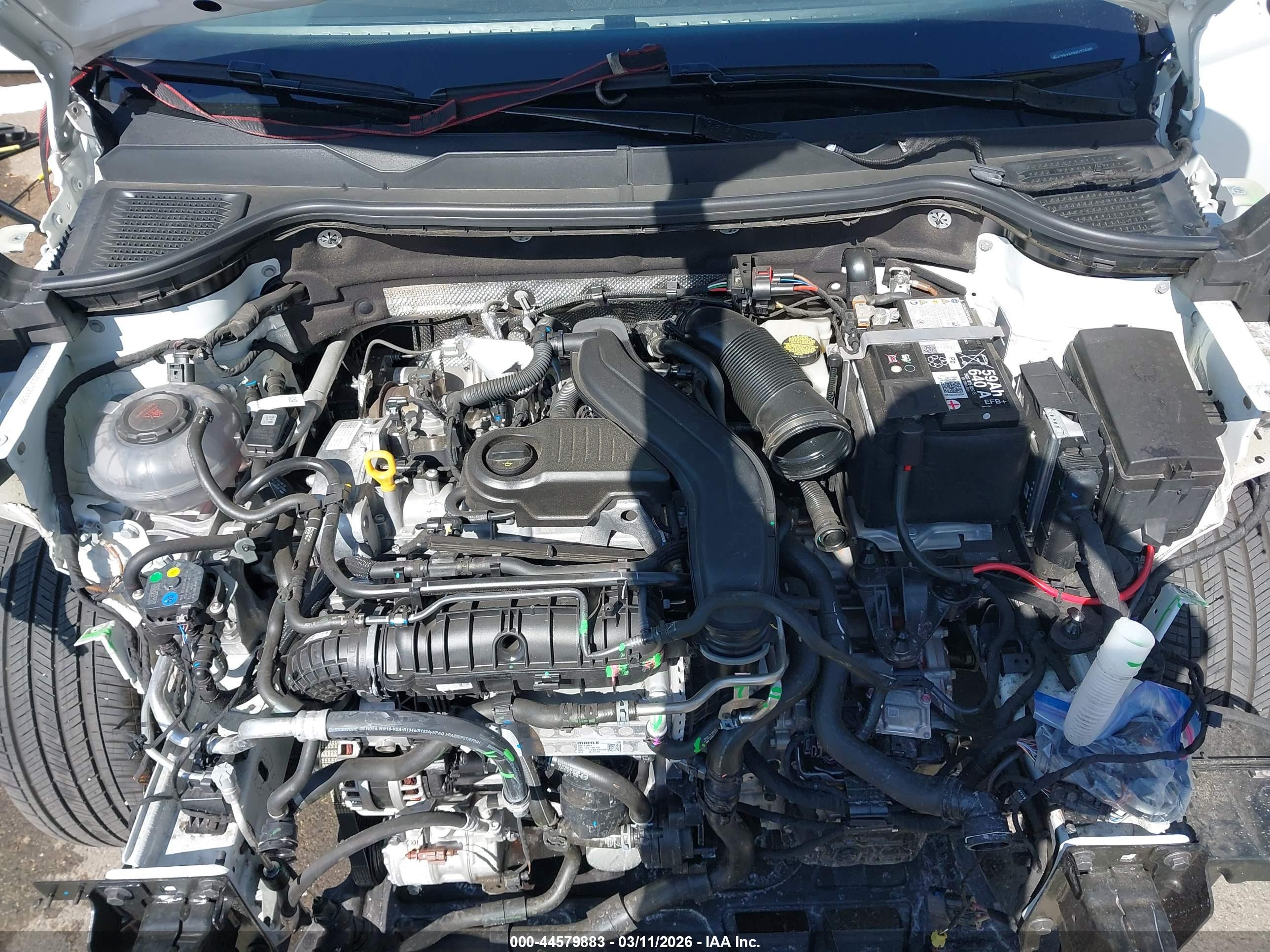 VOLKSWAGEN TAOS image 10