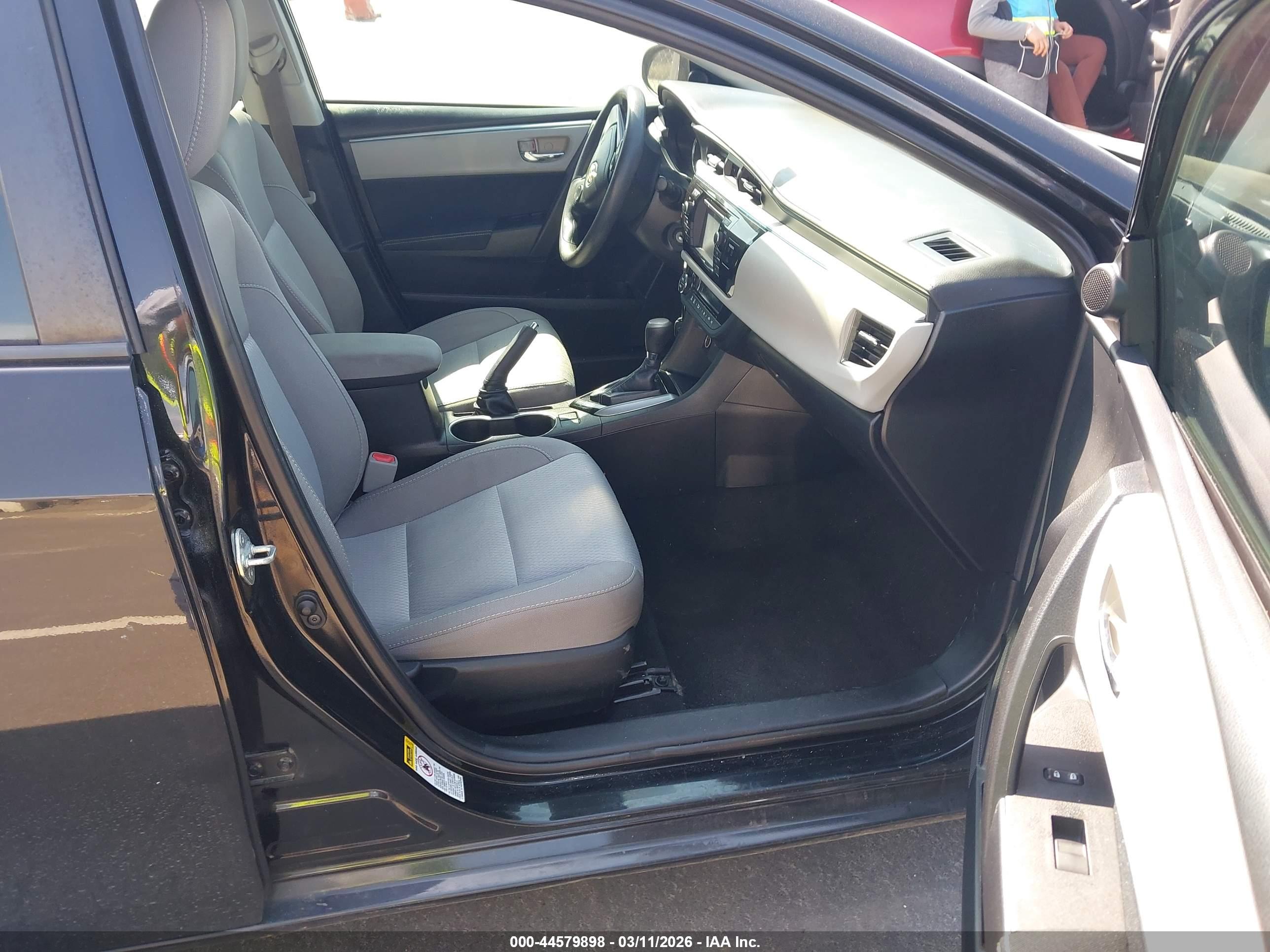 TOYOTA COROLLA image 5
