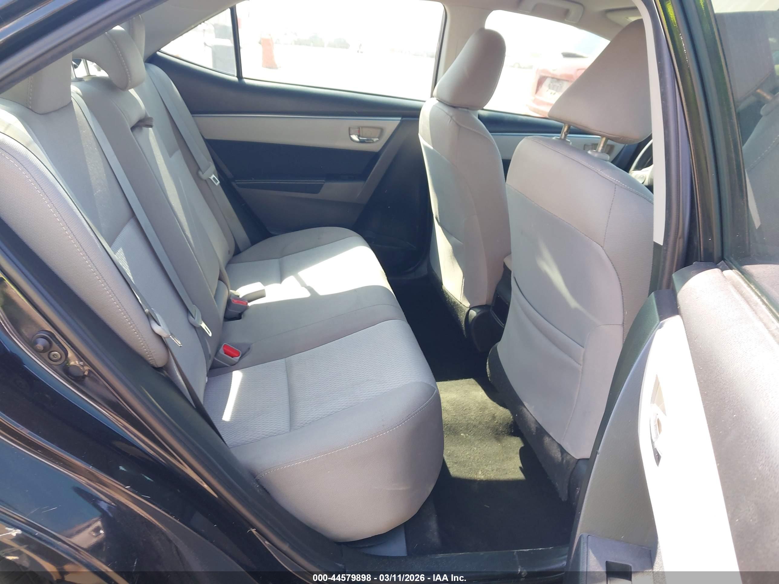 TOYOTA COROLLA image 8