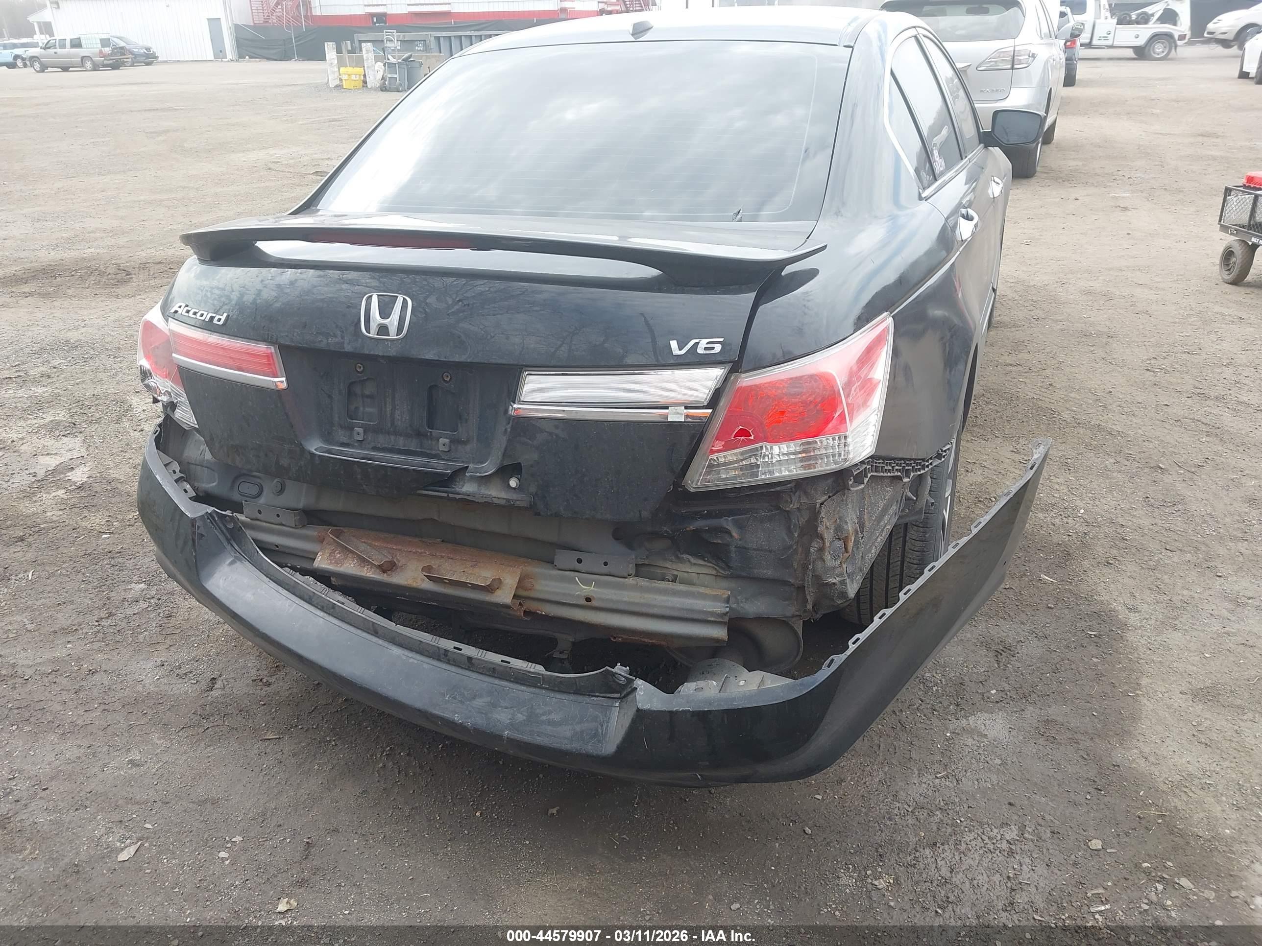 HONDA ACCORD image 6
