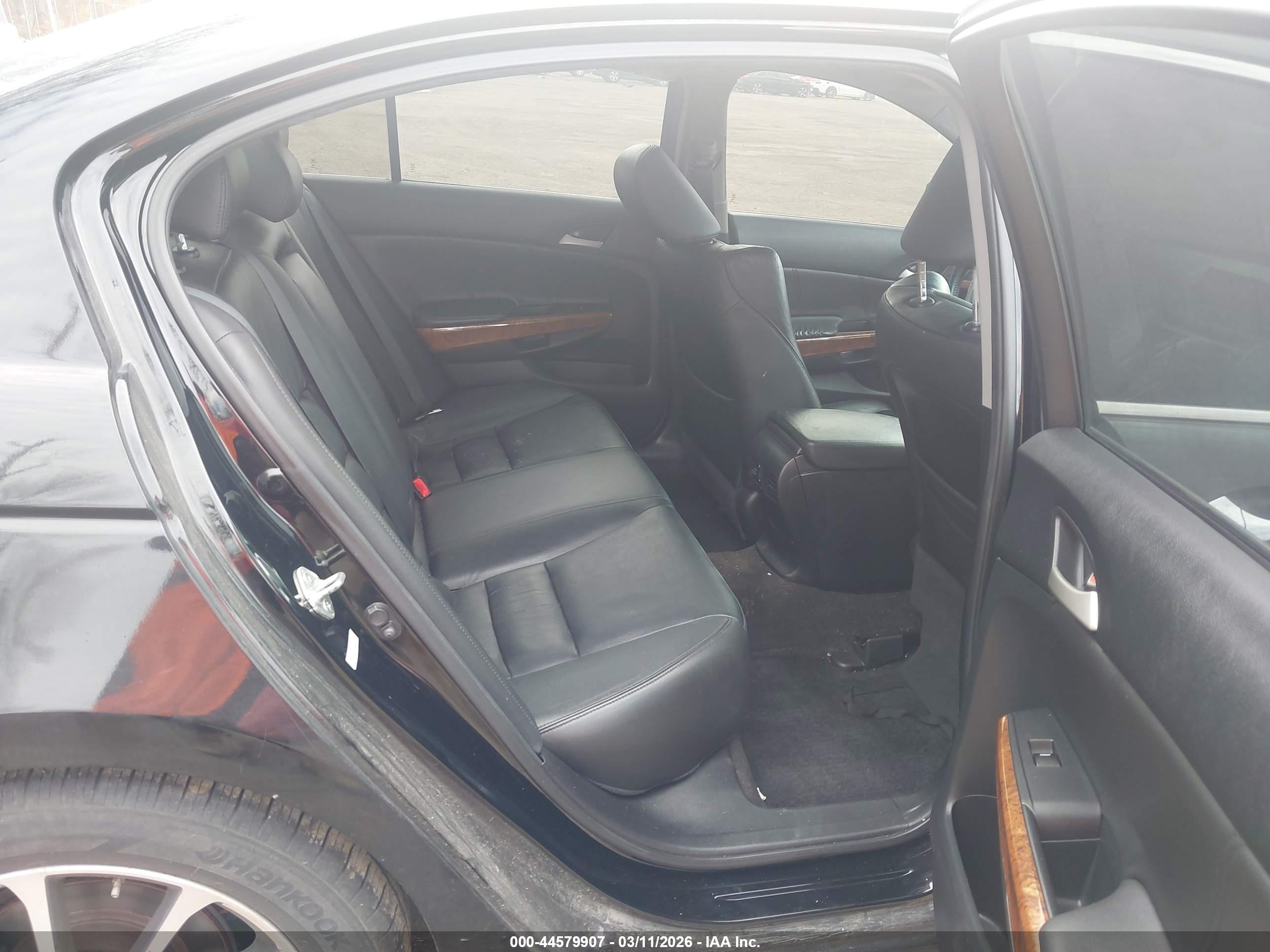 HONDA ACCORD image 8