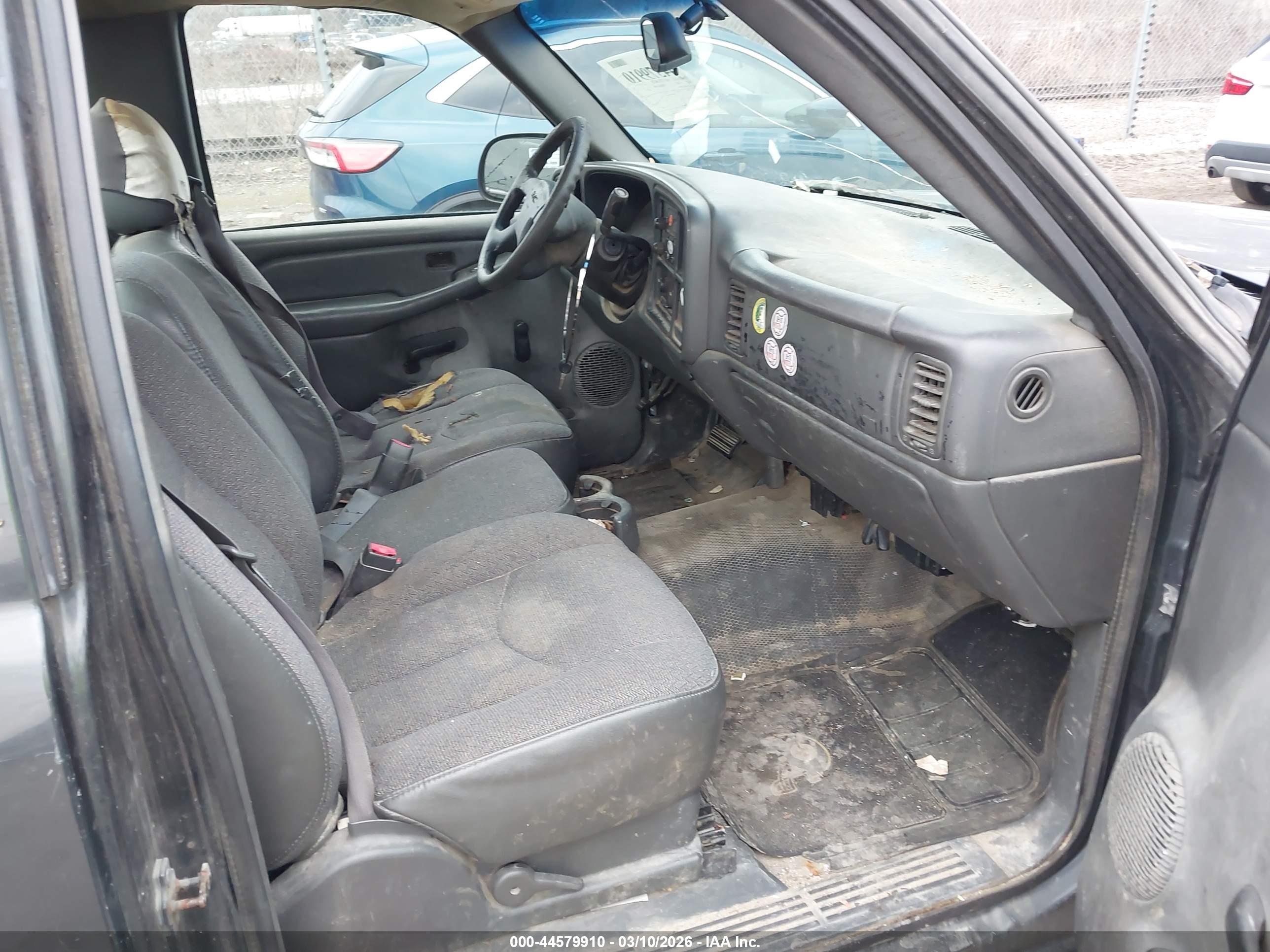GMC SIERRA image 5