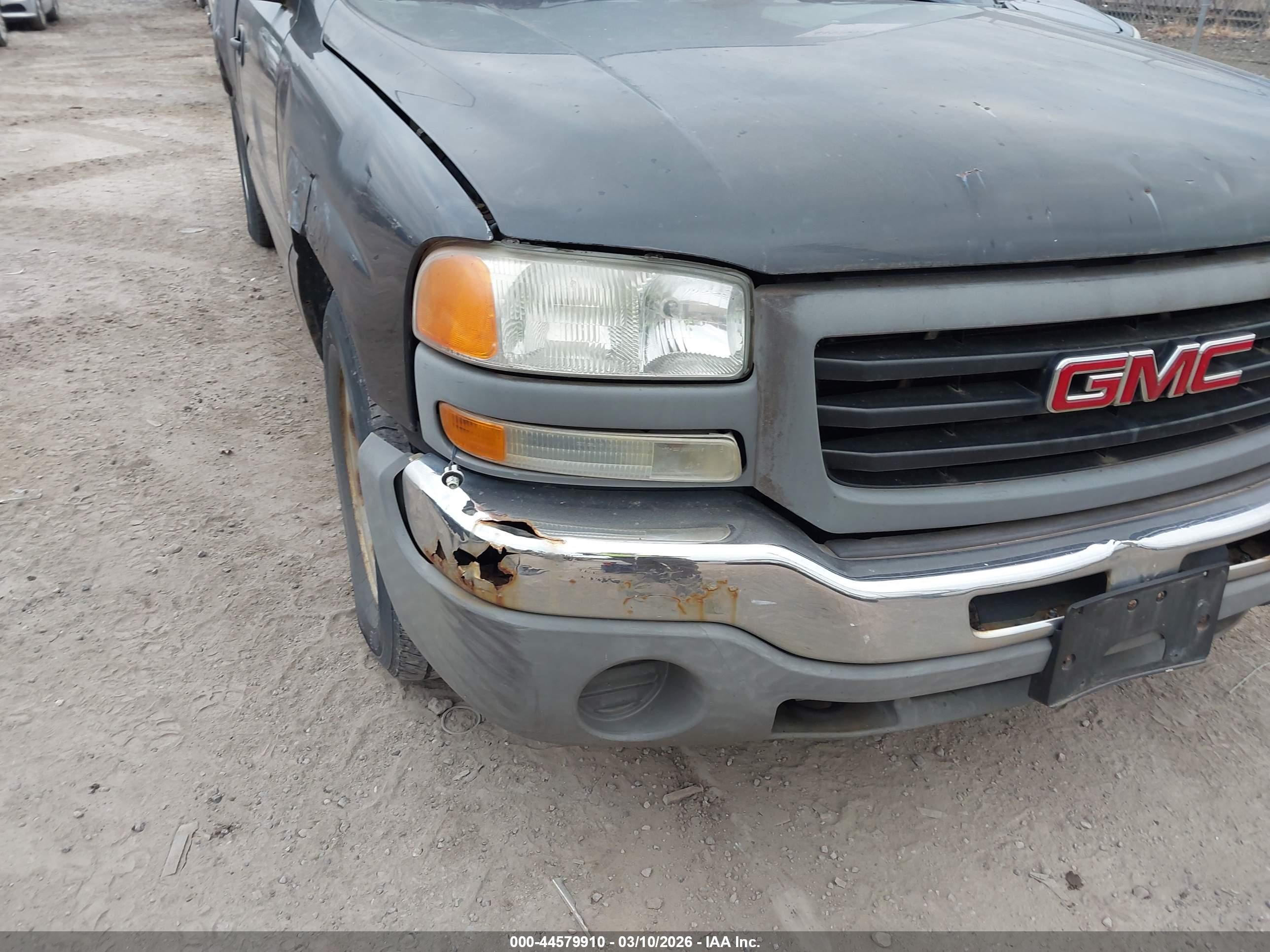 GMC SIERRA image 6