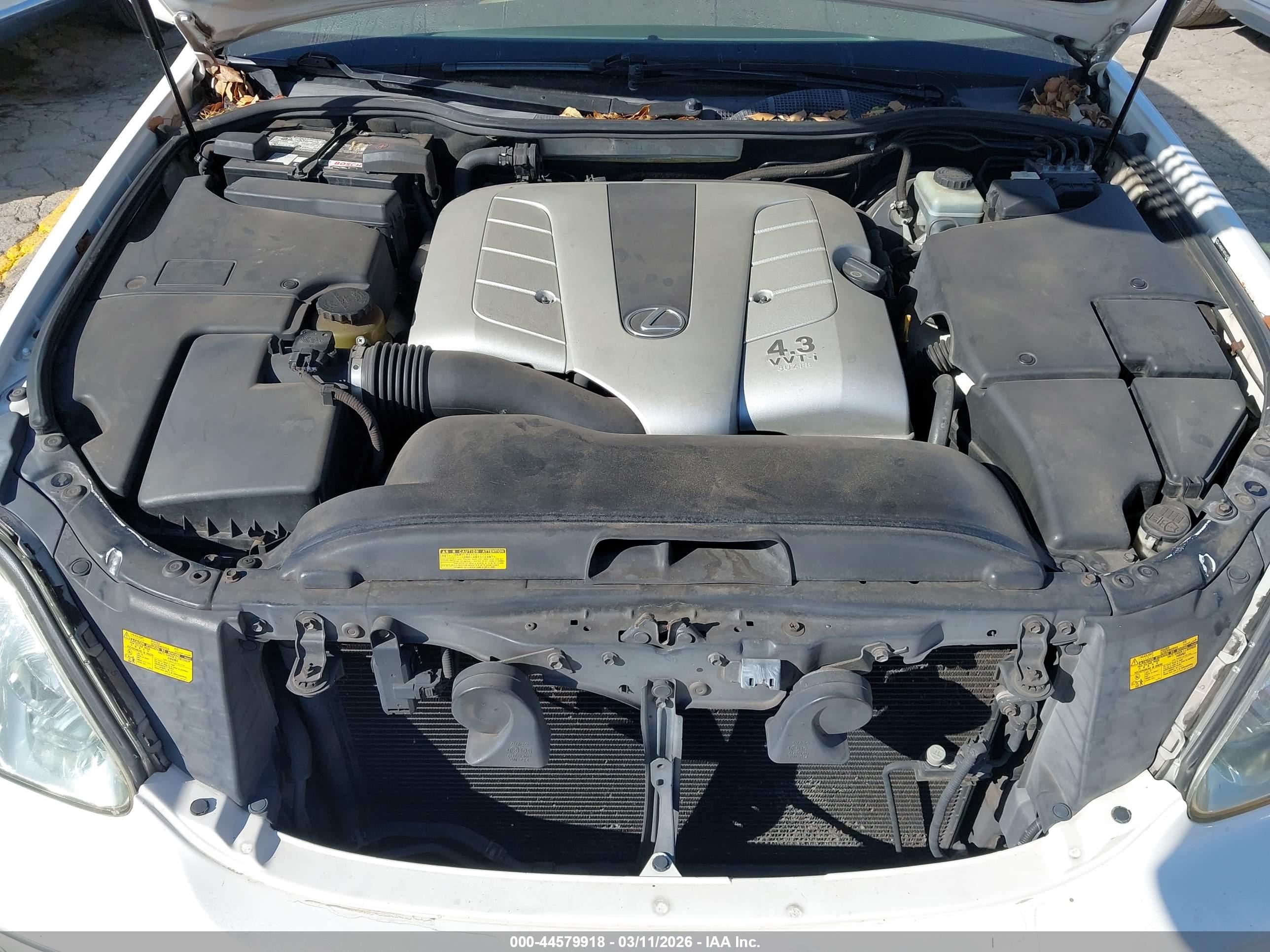 LEXUS LS image 10