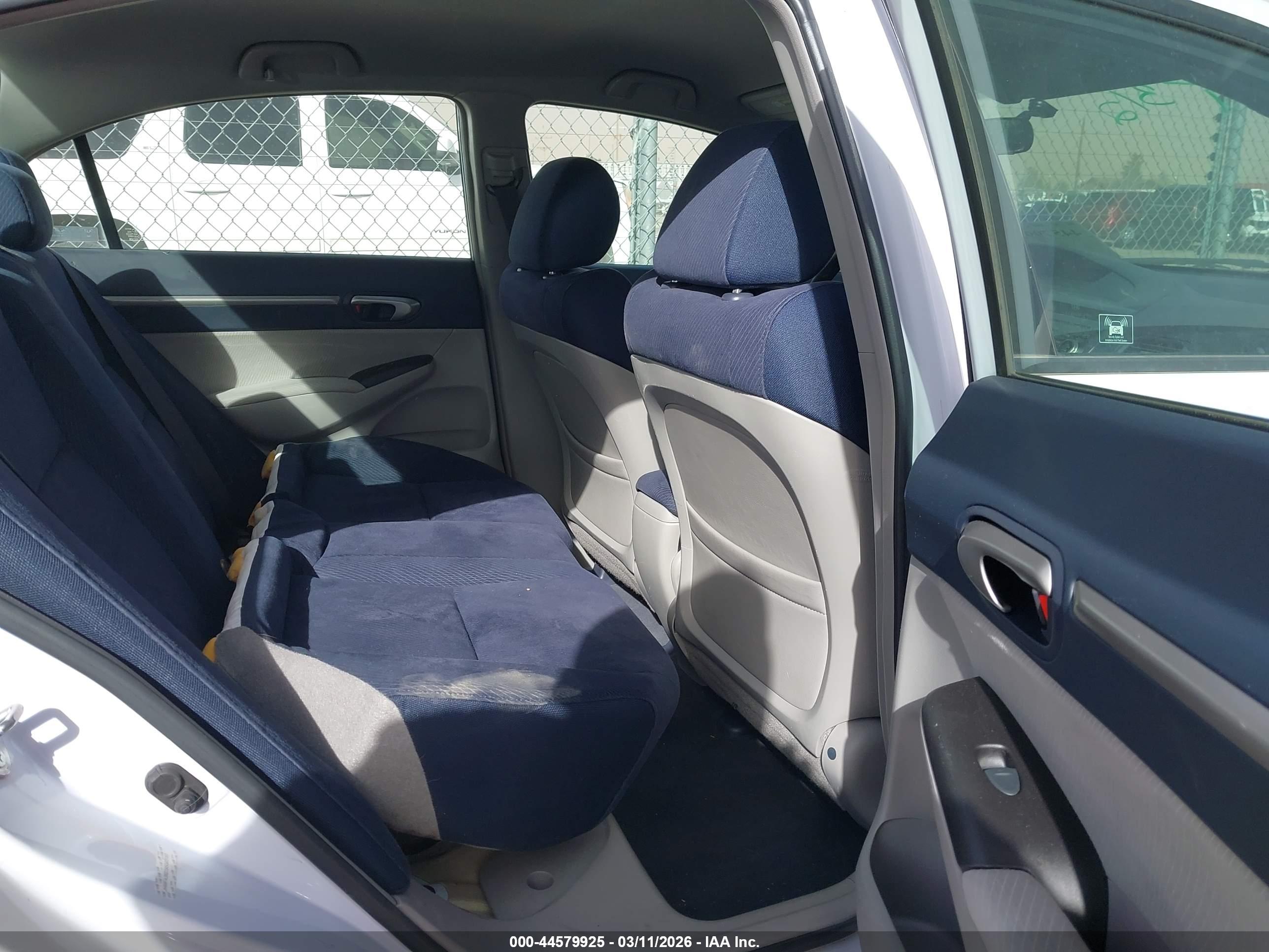 HONDA CIVIC image 8