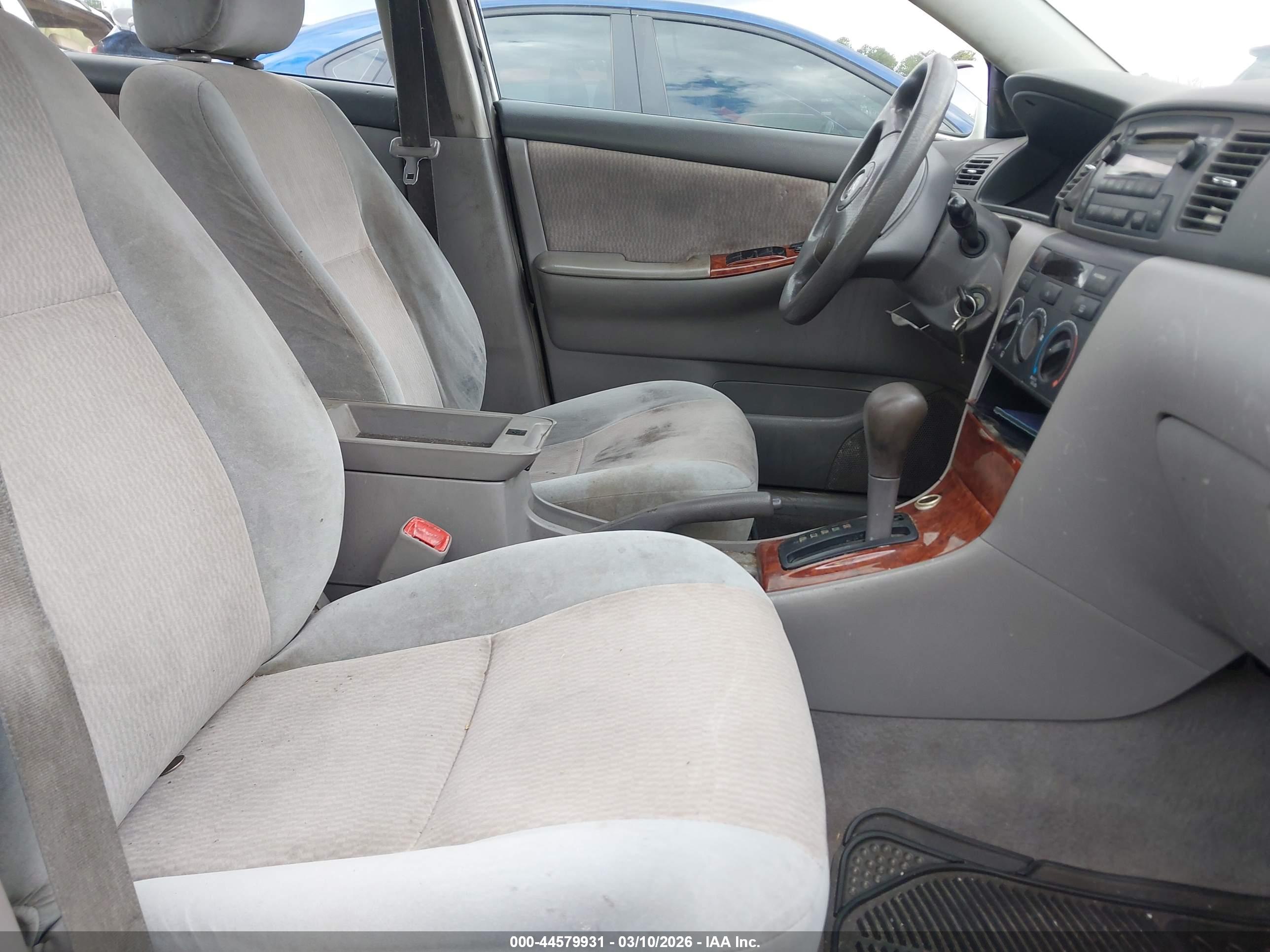 TOYOTA COROLLA image 5